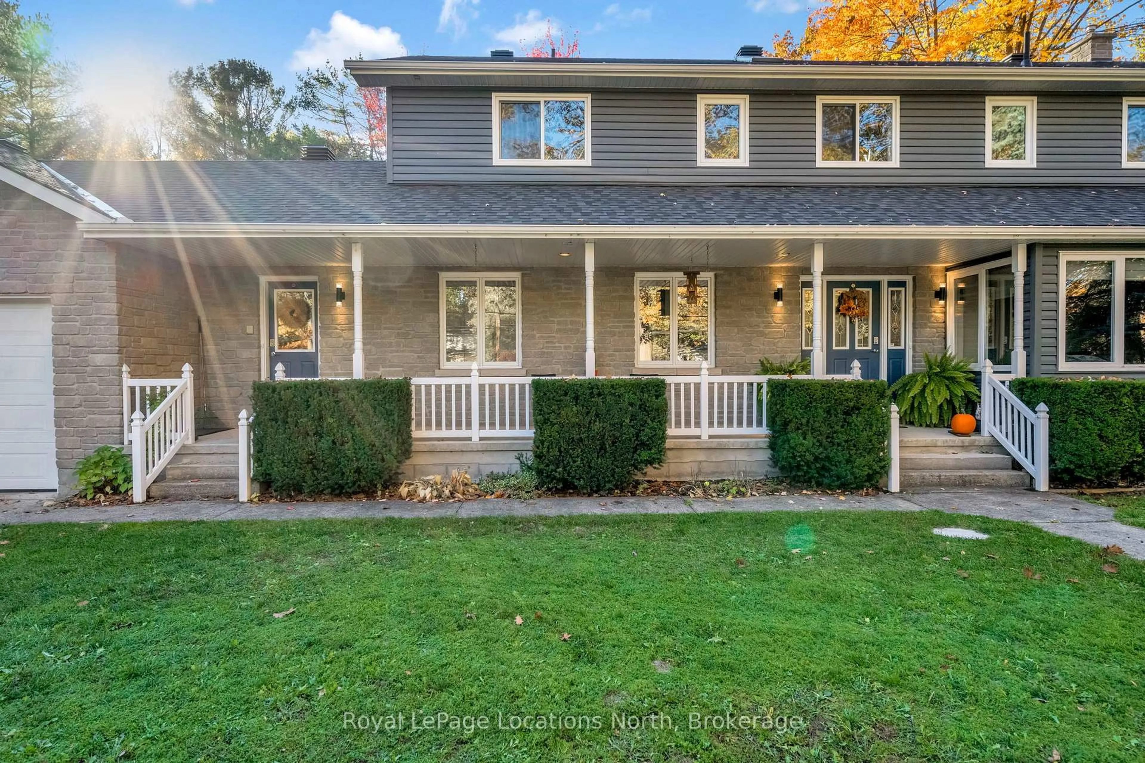 Home with vinyl exterior material, unknown for 266 45th St, Wasaga Beach Ontario L9Z 1R3