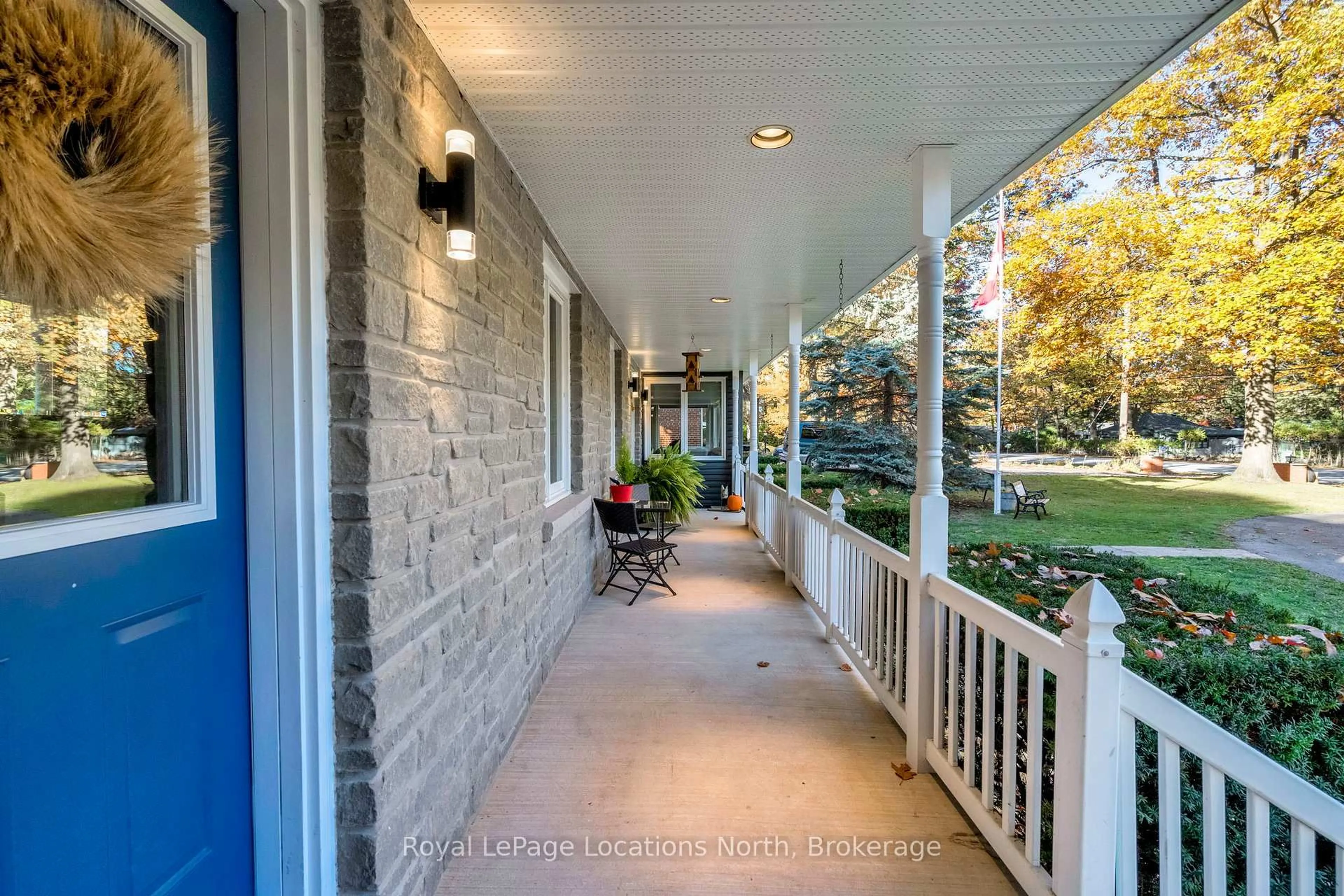 Unknown for 266 45th St, Wasaga Beach Ontario L9Z 1R3