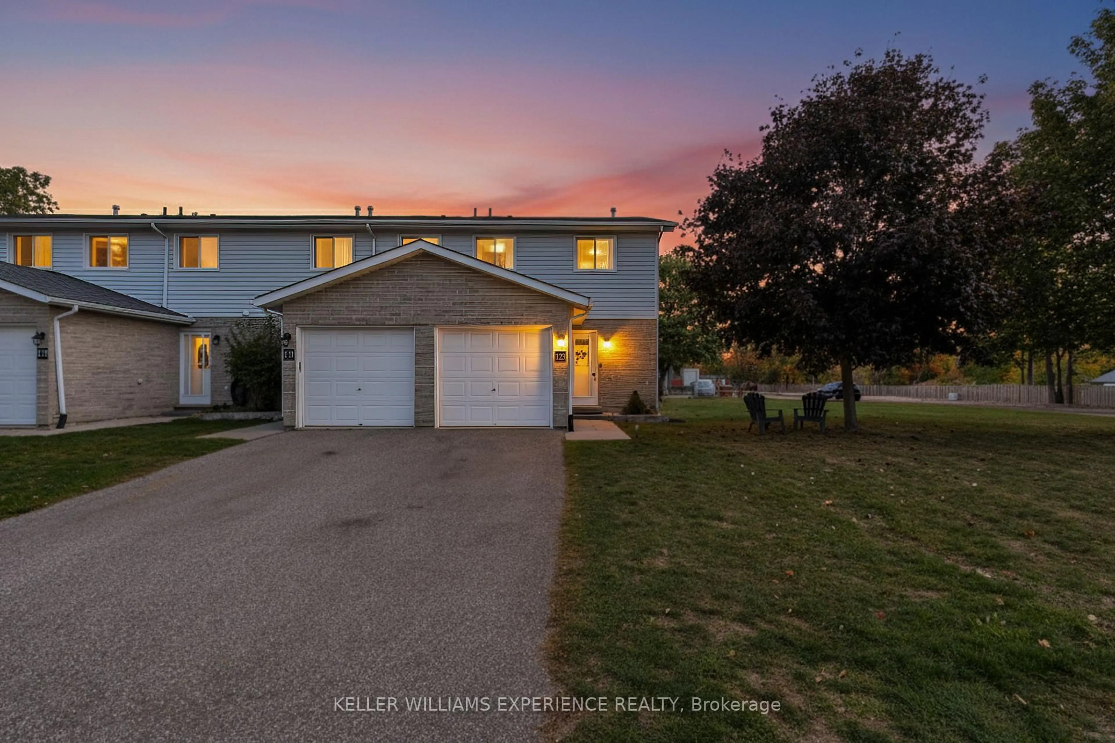 A pic from outside/outdoor area/front of a property/back of a property/a pic from drone, street for 25 South St #123, Orillia Ontario L3V 7M7