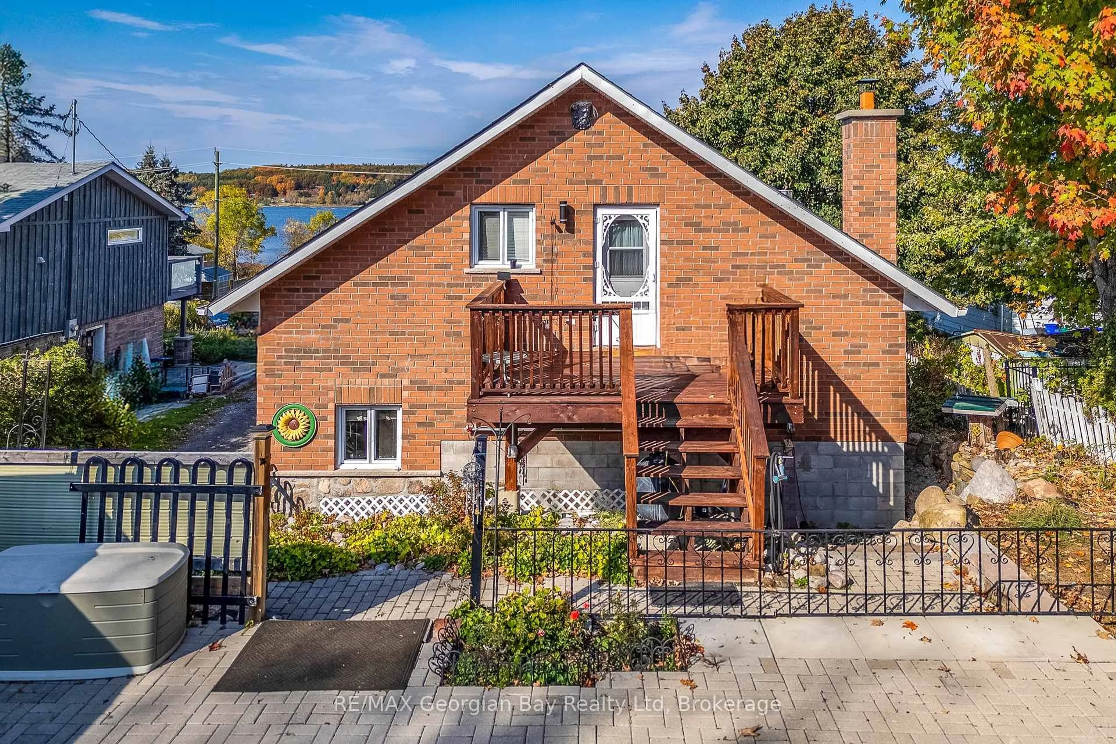 Home with brick exterior material, street for 42 Water St, Penetanguishene Ontario L9M 1M9