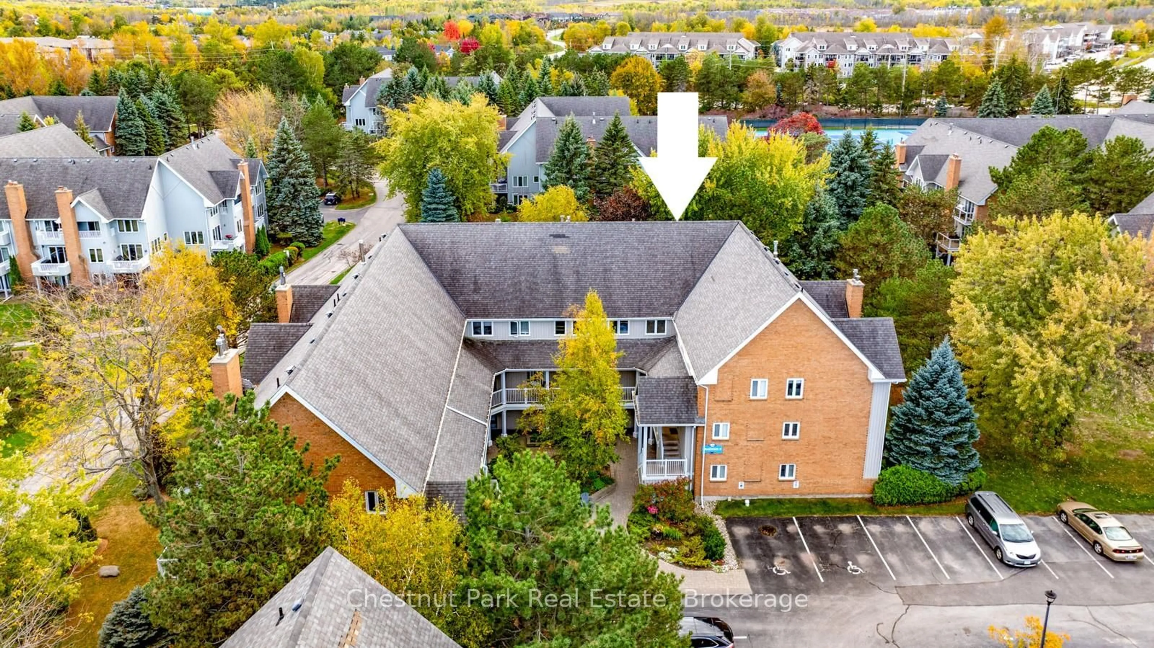 A pic from outside/outdoor area/front of a property/back of a property/a pic from drone, unknown for 18 Ramblings Way #97, Collingwood Ontario L9Y 5C6