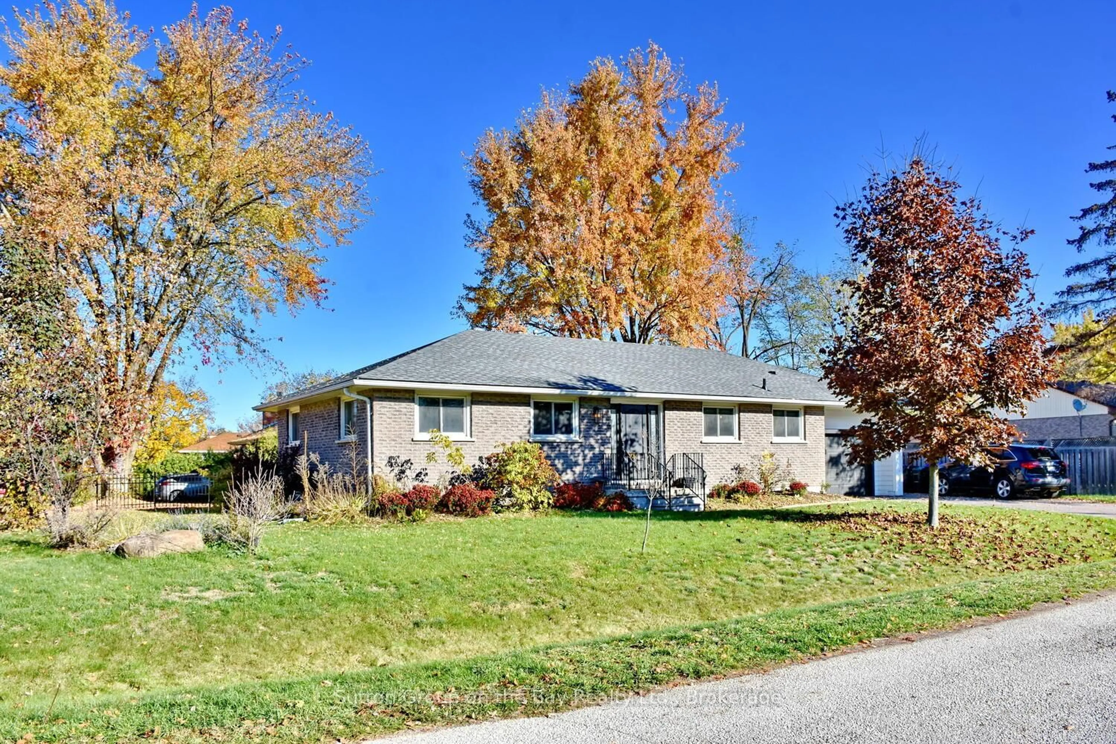 Unknown for 5 BROCK Cres, Collingwood Ontario L9Y 4A4