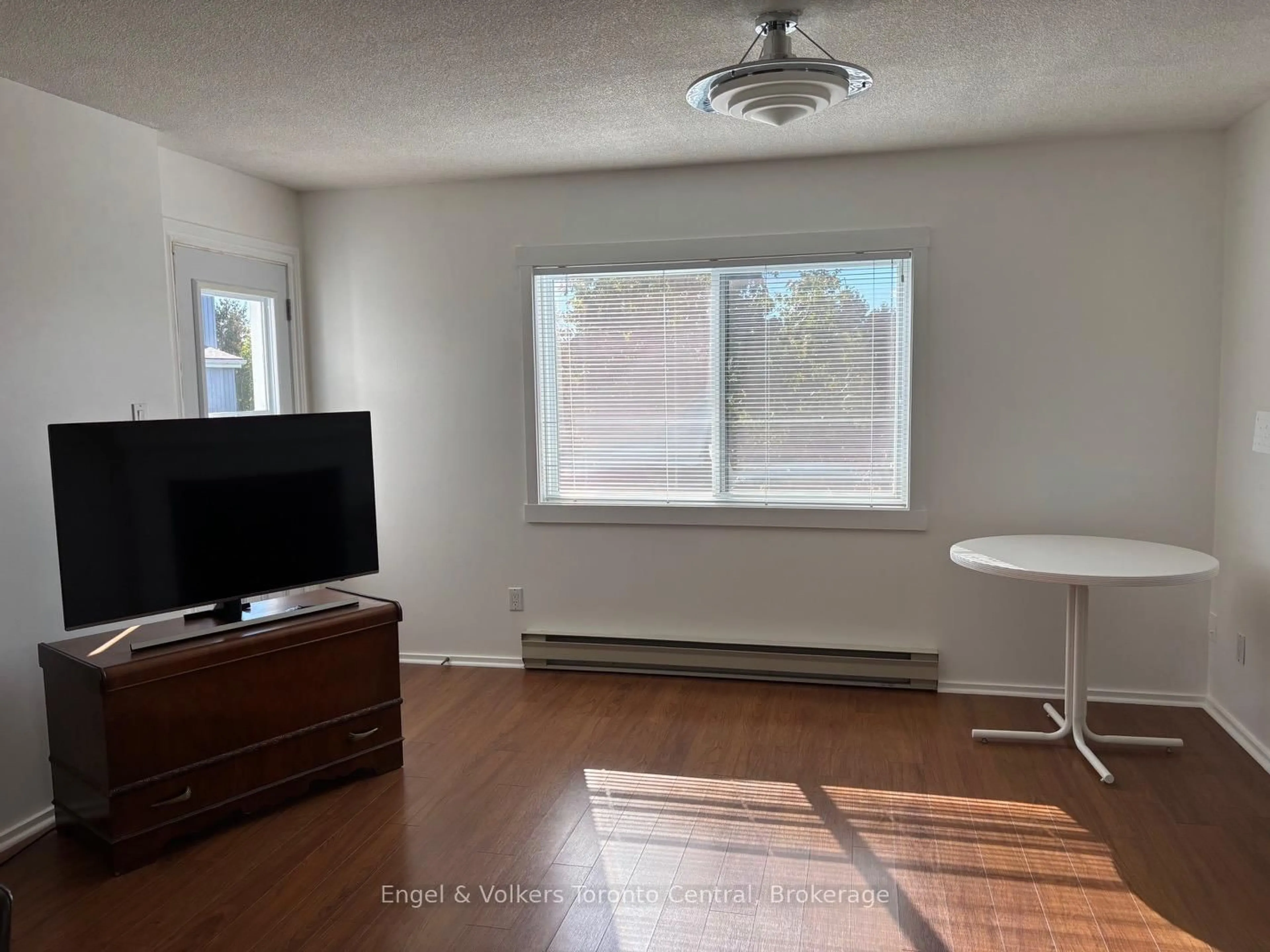 A pic of a room for 23 Dawson Dr #93, Collingwood Ontario L9Y 5B4