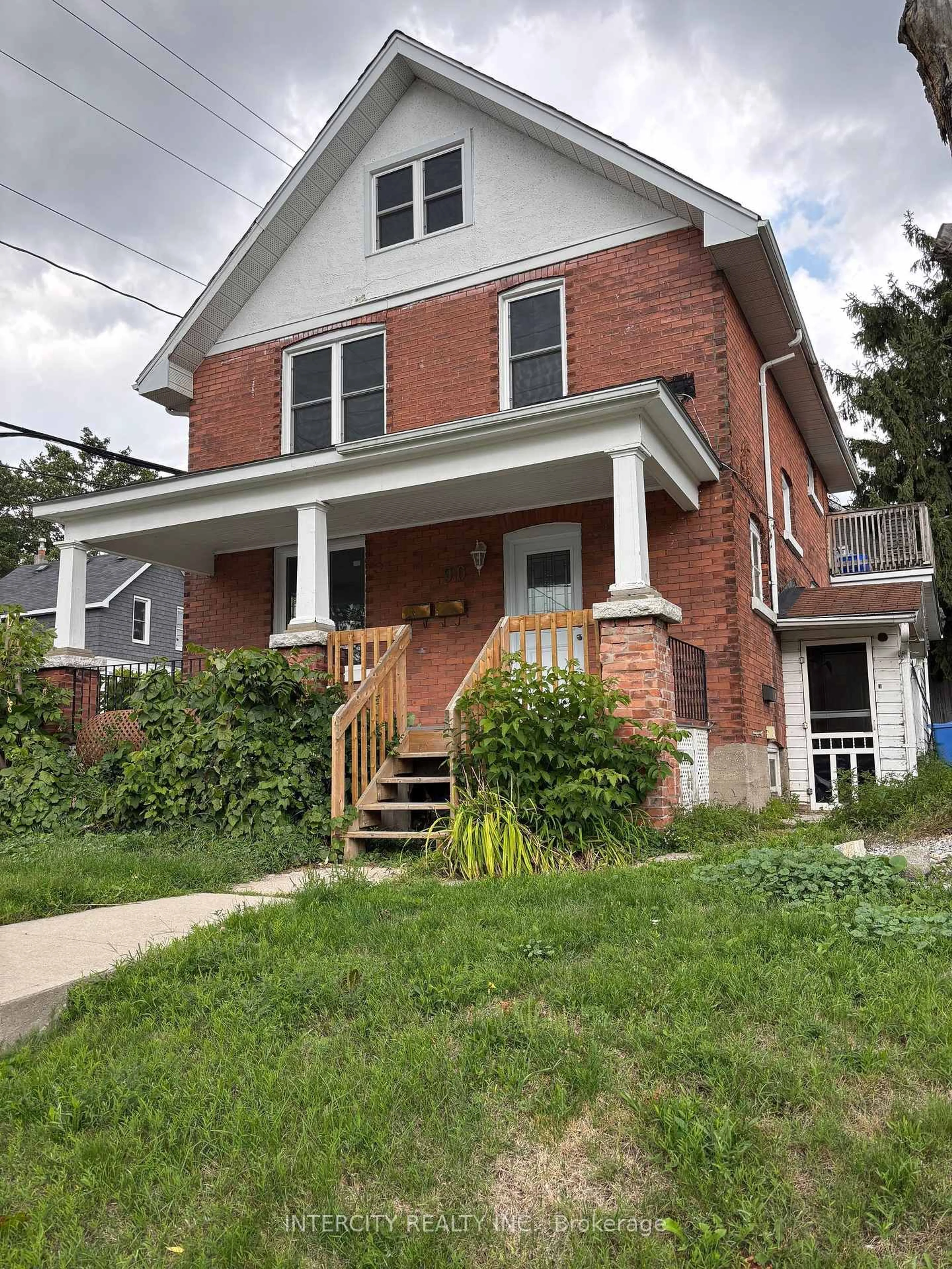 Home with brick exterior material, street for 90 Coldwater Rd, Orillia Ontario L3V 5L5