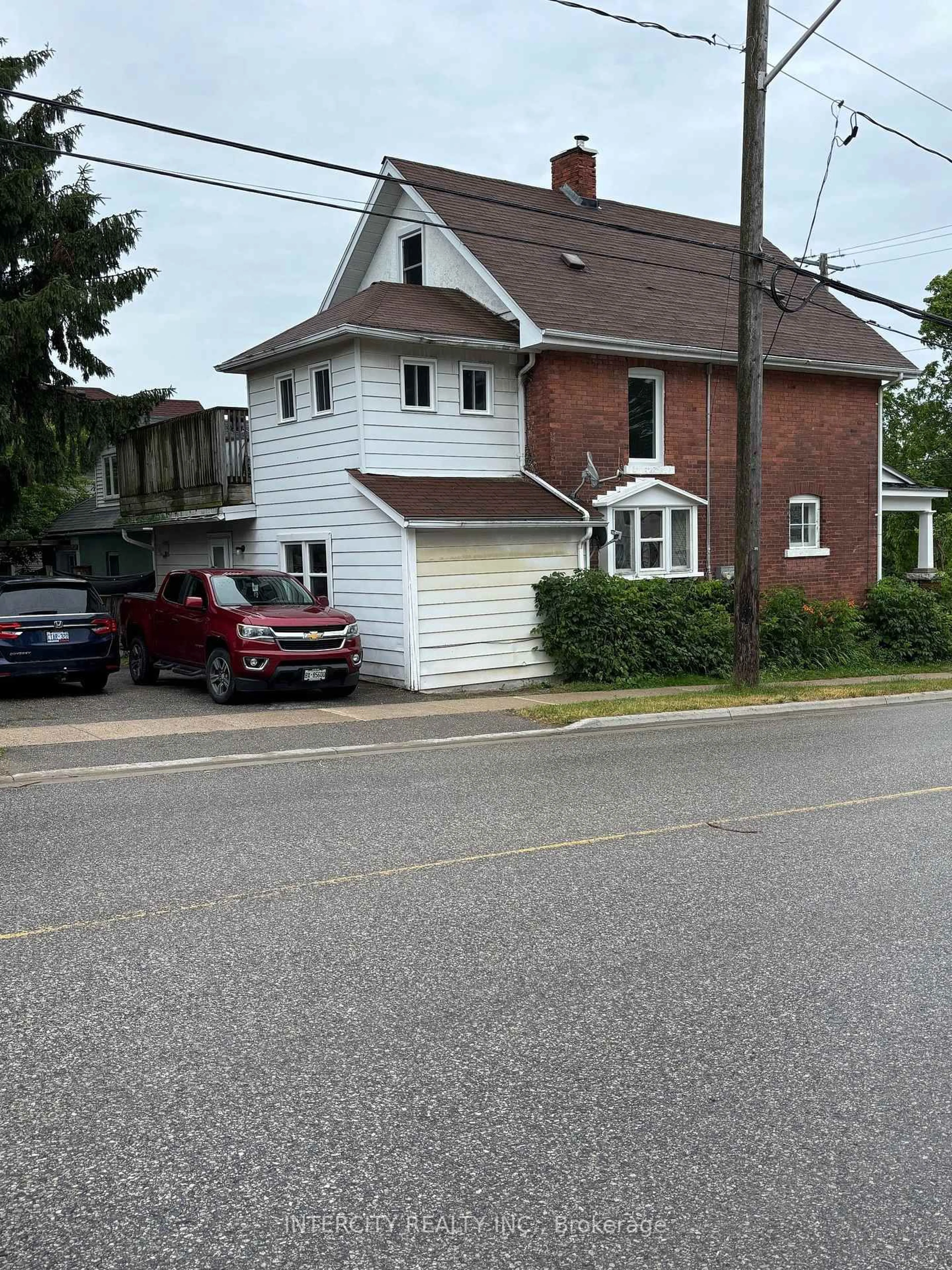 Unknown for 90 Coldwater Rd, Orillia Ontario L3V 5L5