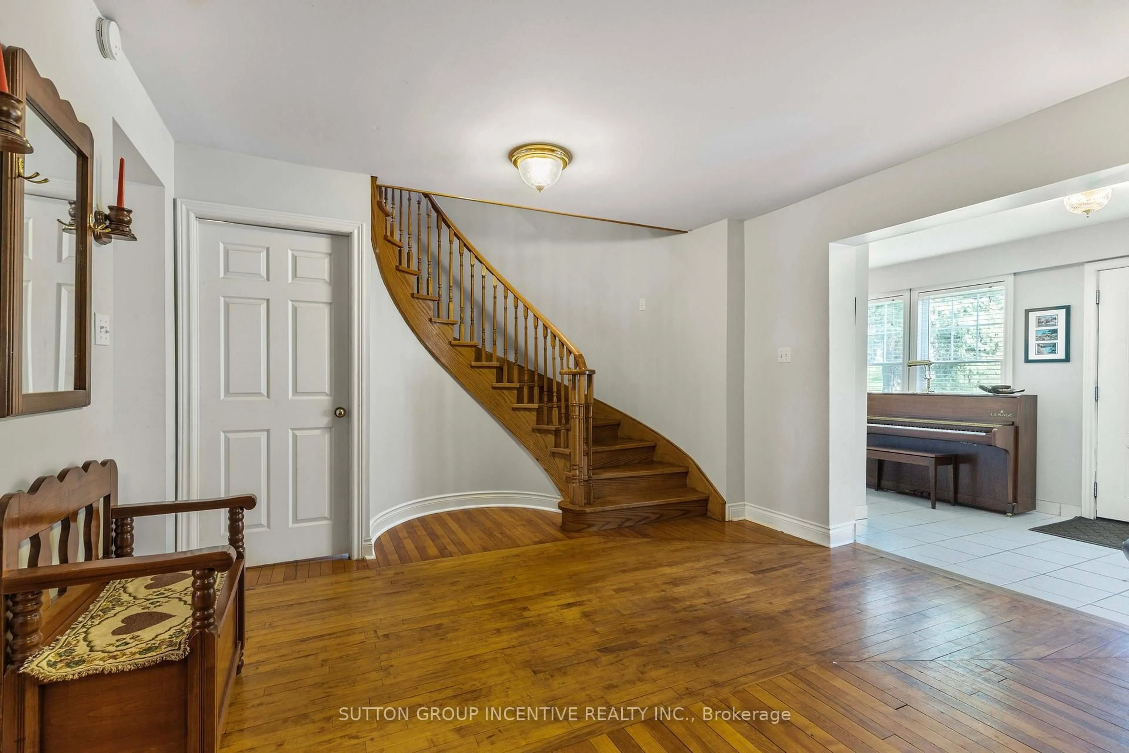 Unknown for 149 Blake St, Barrie Ontario L4M 1K4