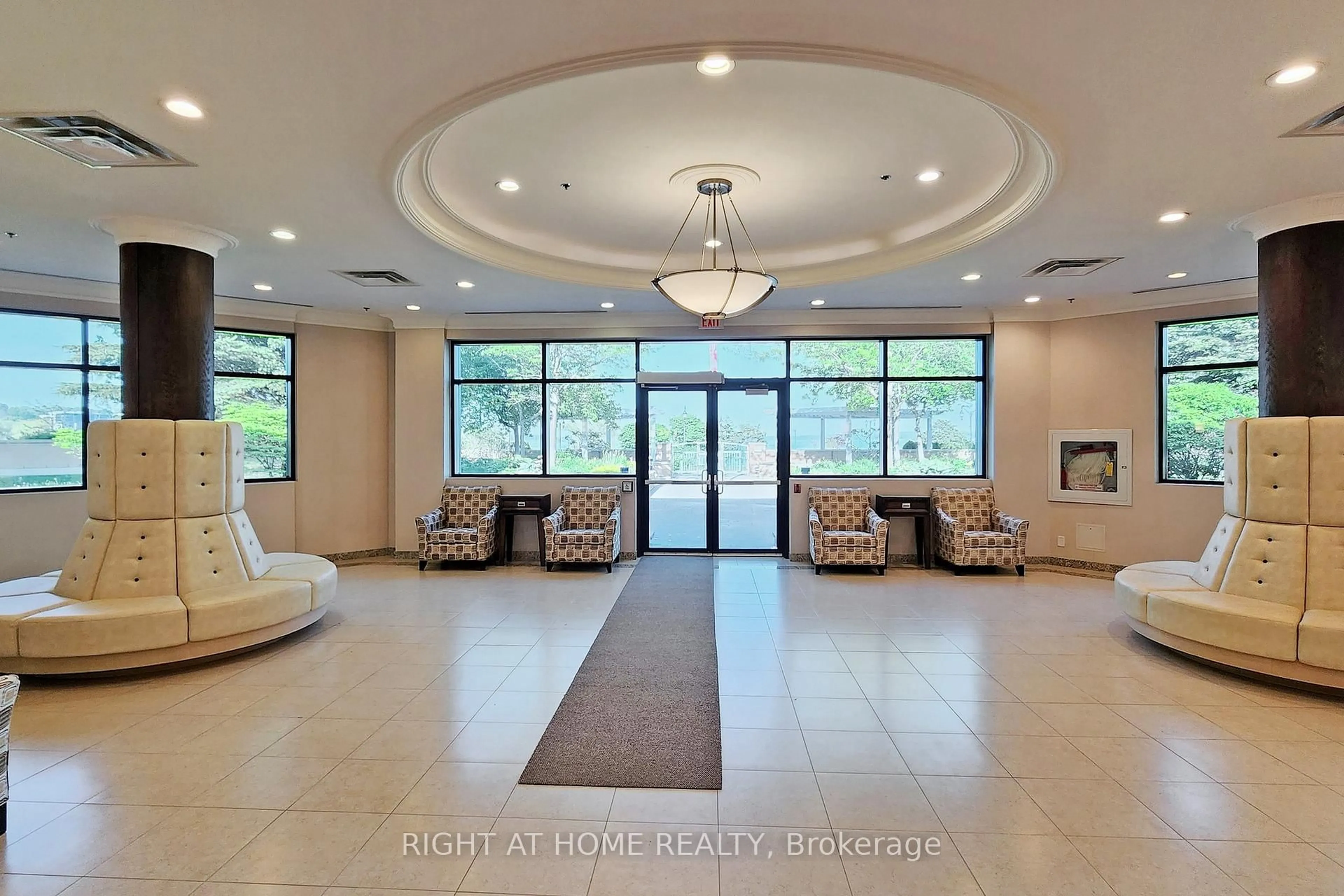 Lobby for 37 Ellen St #Ph06, Barrie Ontario L0K 1S0