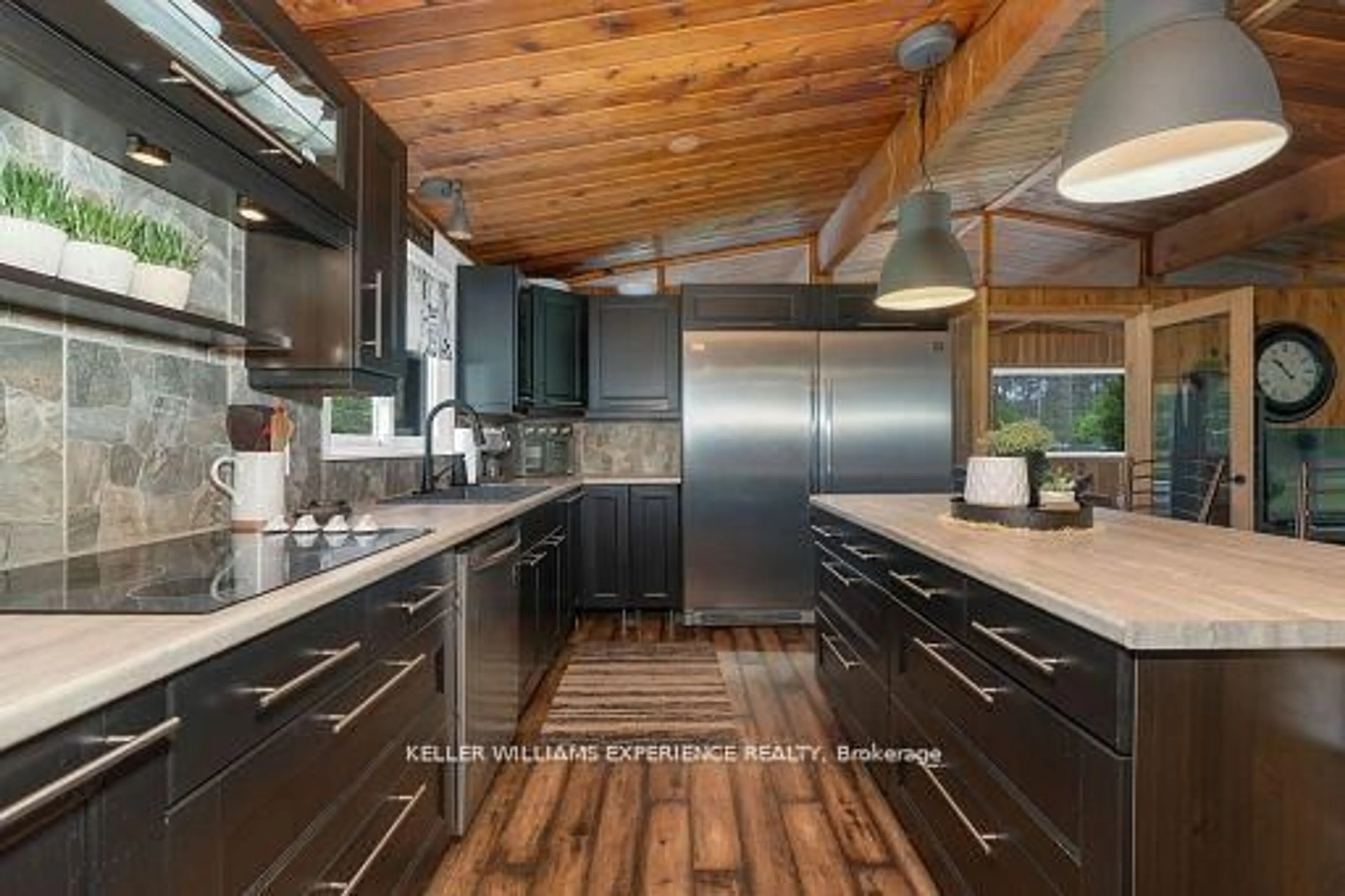 Rustic kitchen, unknown for 1398 Old Second Rd, Springwater Ontario L0L 2K0