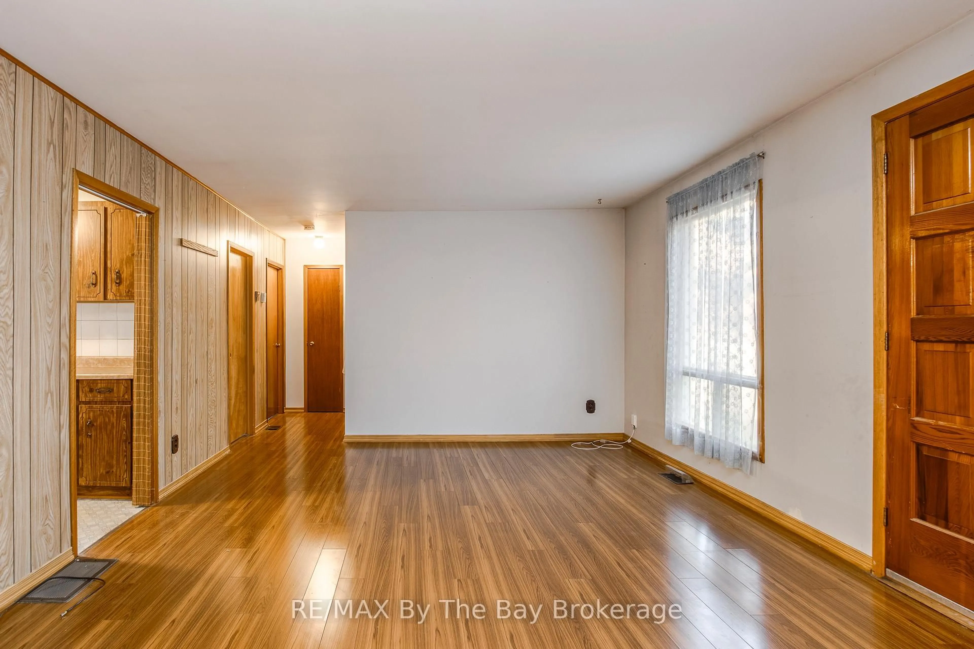 A pic of a room for 57 Tall Pines Dr, Tiny Ontario L9M 0H4