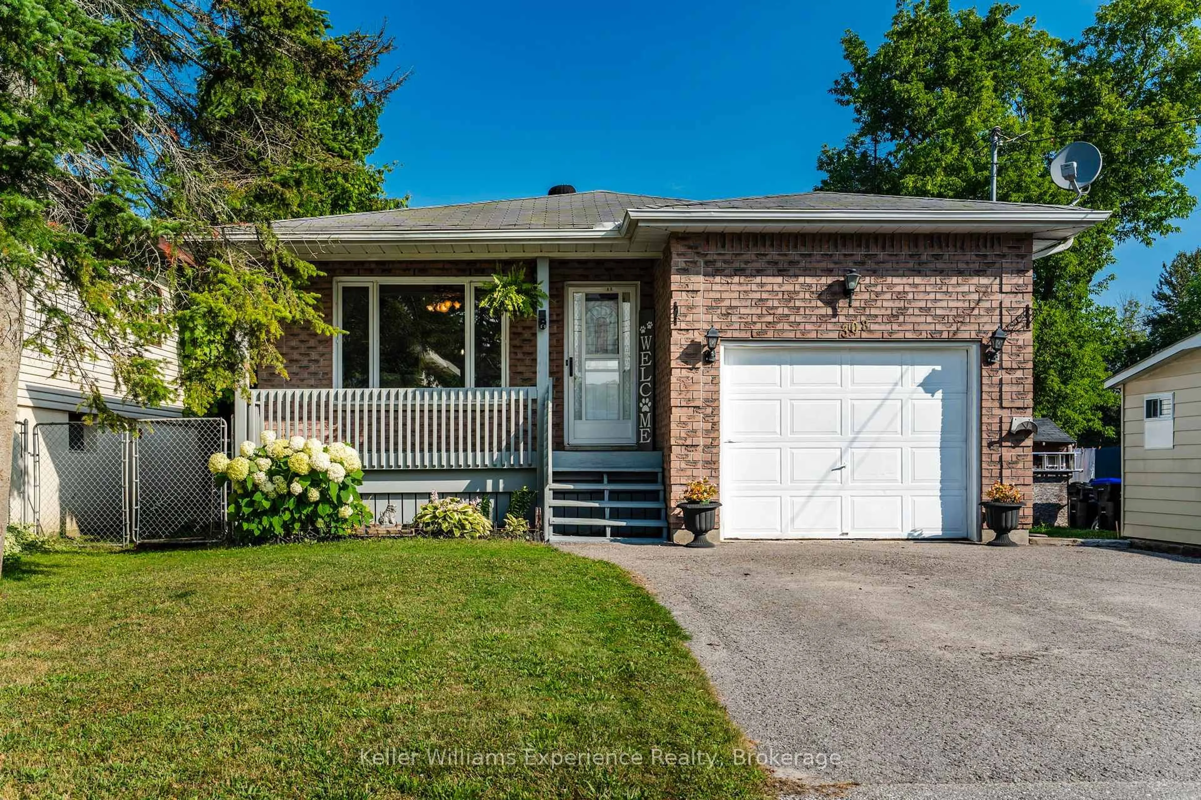 Home with brick exterior material, street for 308 Assiniboia St, Tay Ontario L0K 1R0