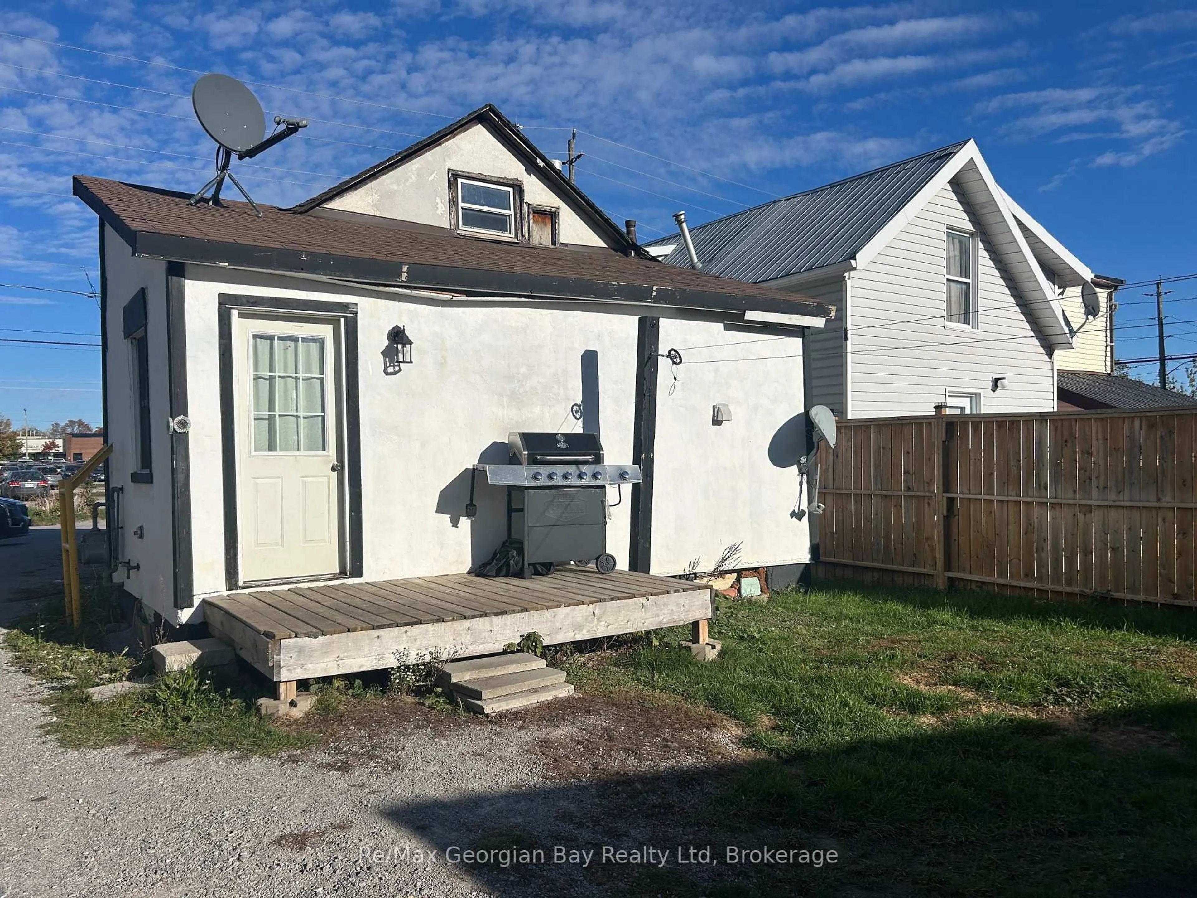Unknown for 111 ANDREW St, Orillia Ontario L3V 5J3