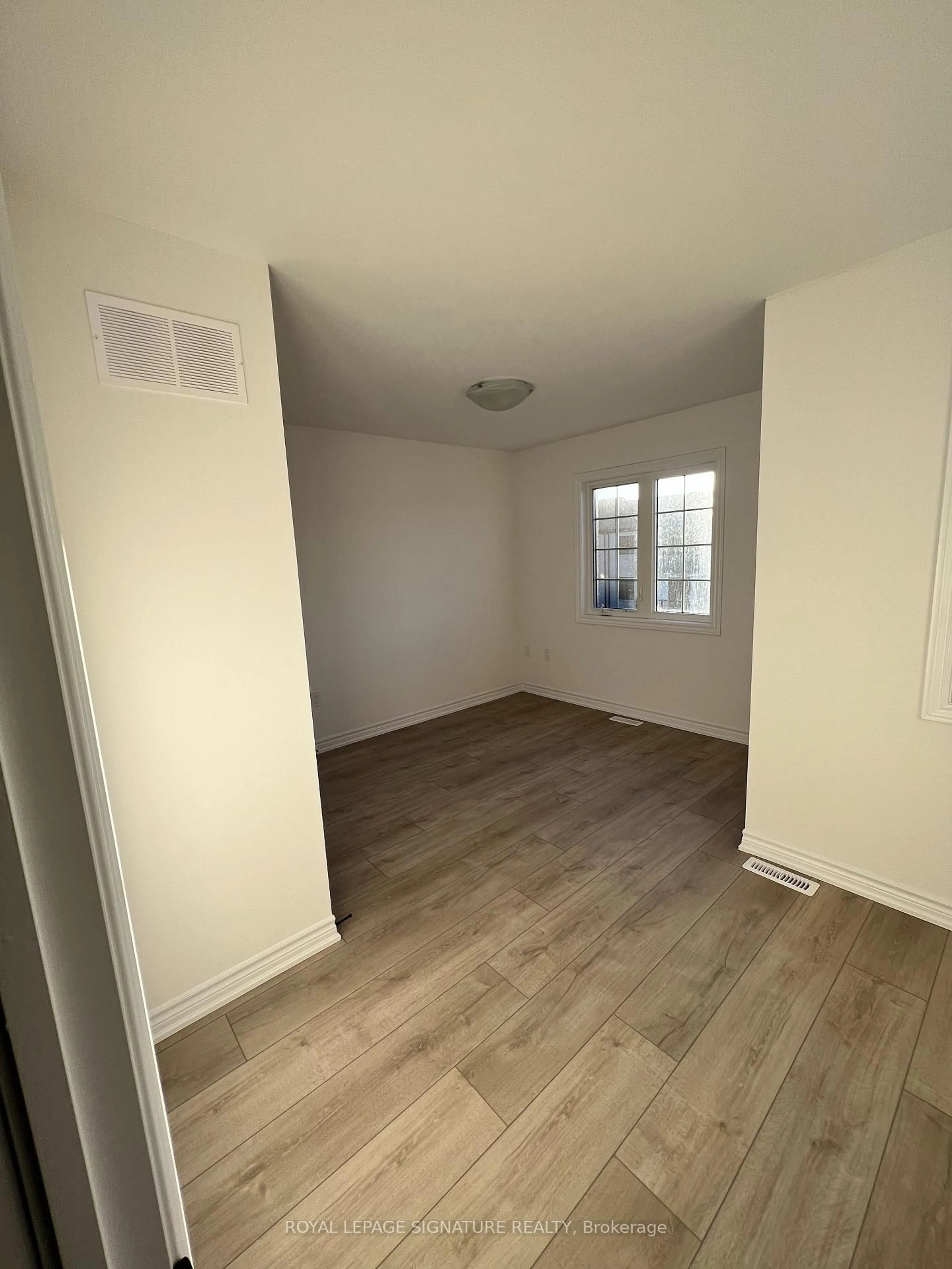 A pic of a room for 36 Wagon Lane, Barrie Ontario L9J 0T8