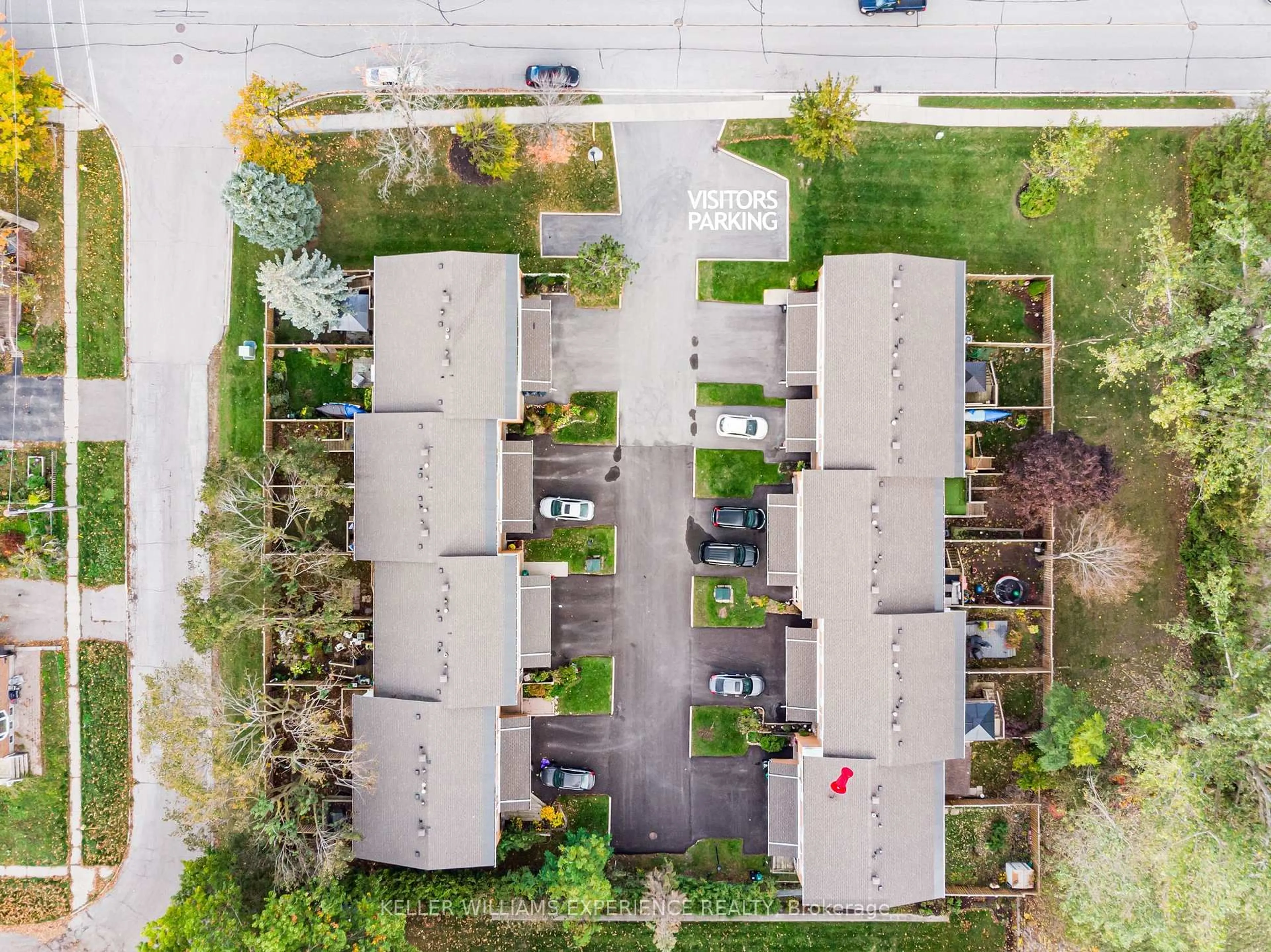 A pic from outside/outdoor area/front of a property/back of a property/a pic from drone, street for 237 Steel St #8, Barrie Ontario L4M 2H1