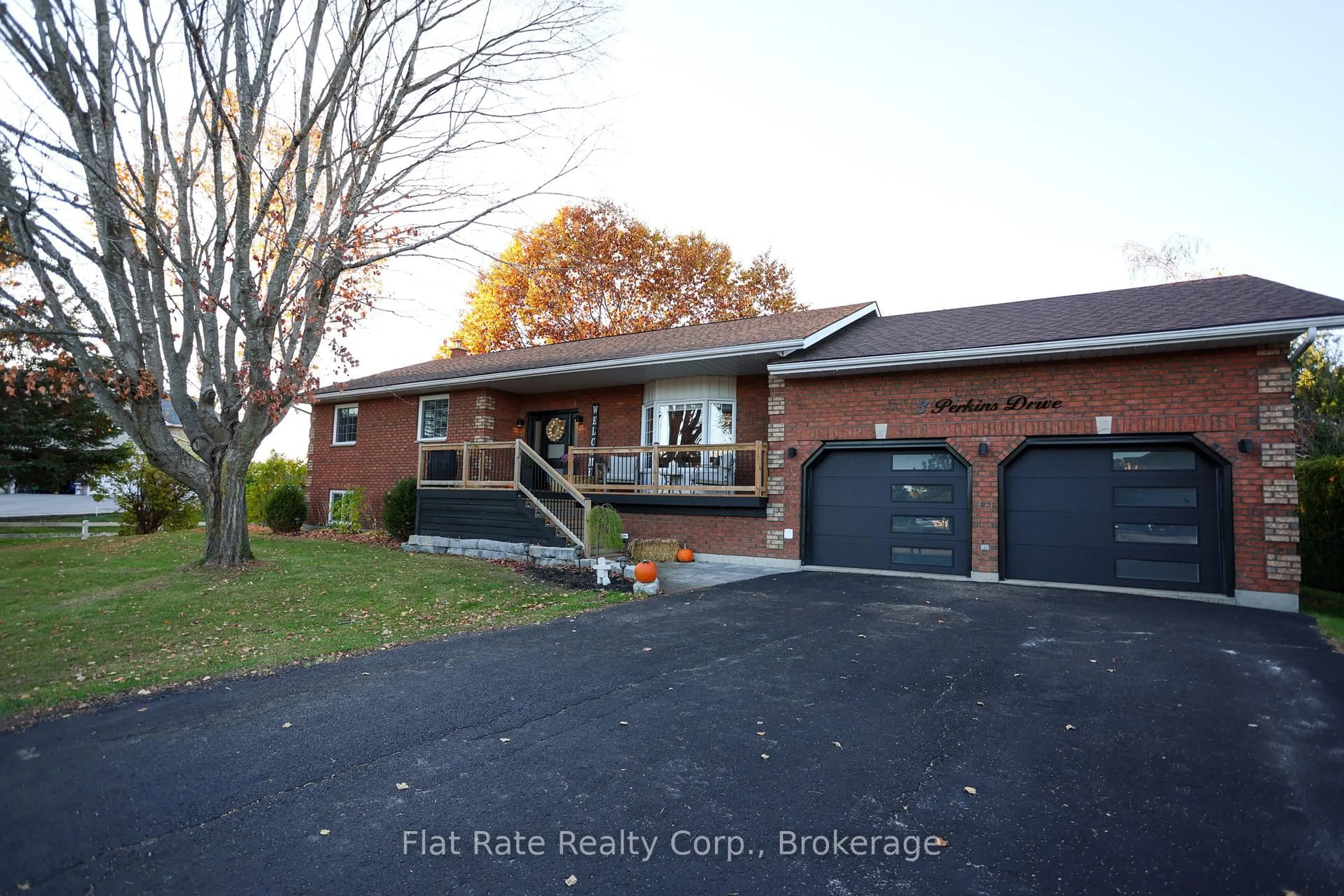 Home with brick exterior material, water/lake/river/ocean view for 3 Perkin's Dr, Tiny Ontario L0L 2J0