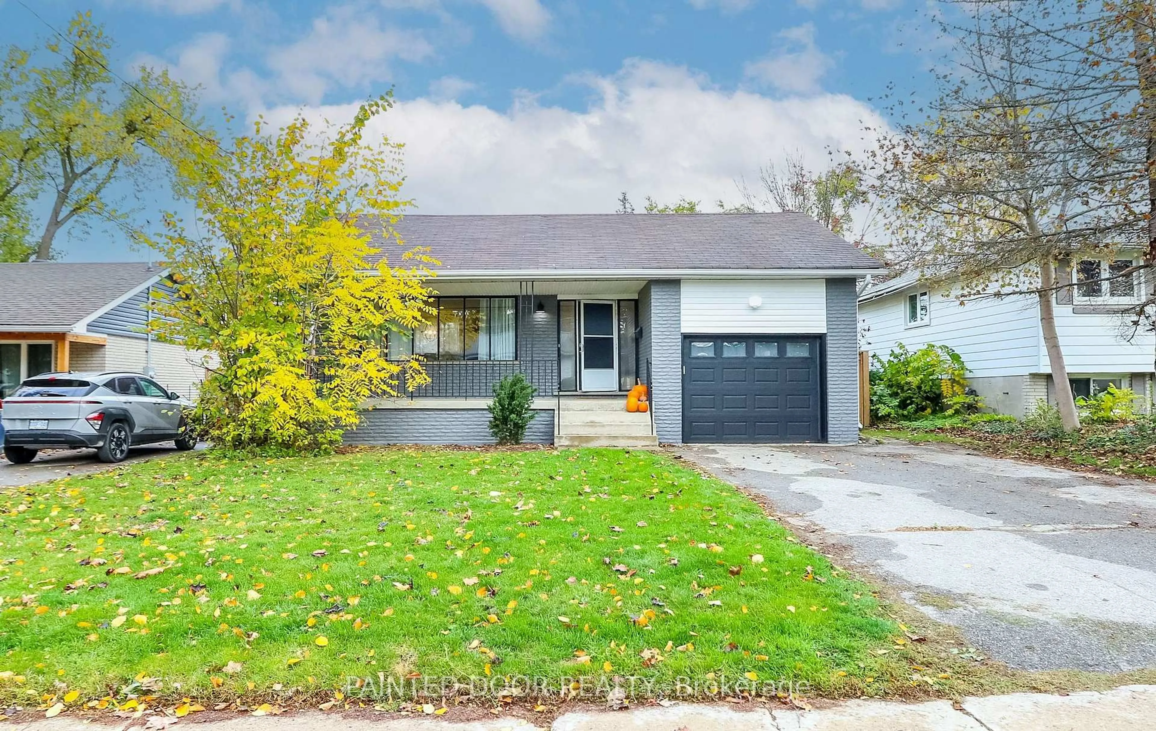 Home with brick exterior material, street for 14 Steel St, Barrie Ontario L4M 2E5