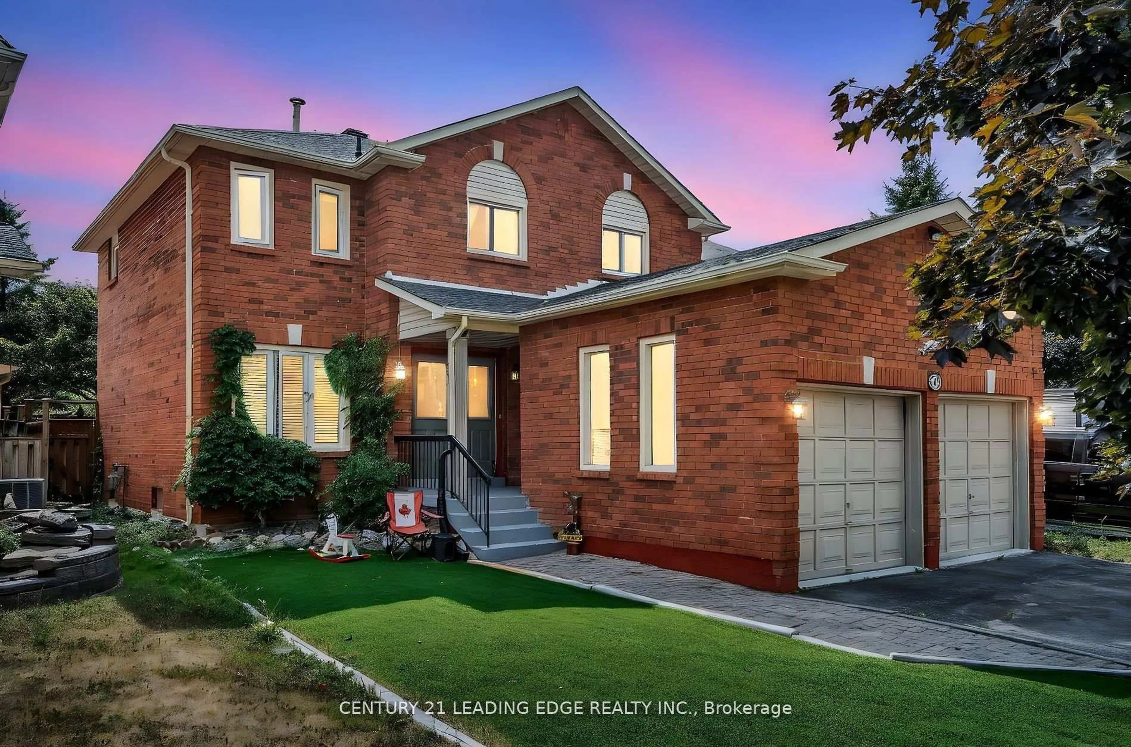 Home with brick exterior material, street for 21 Brushwood Cres, Barrie Ontario L4N 7G6
