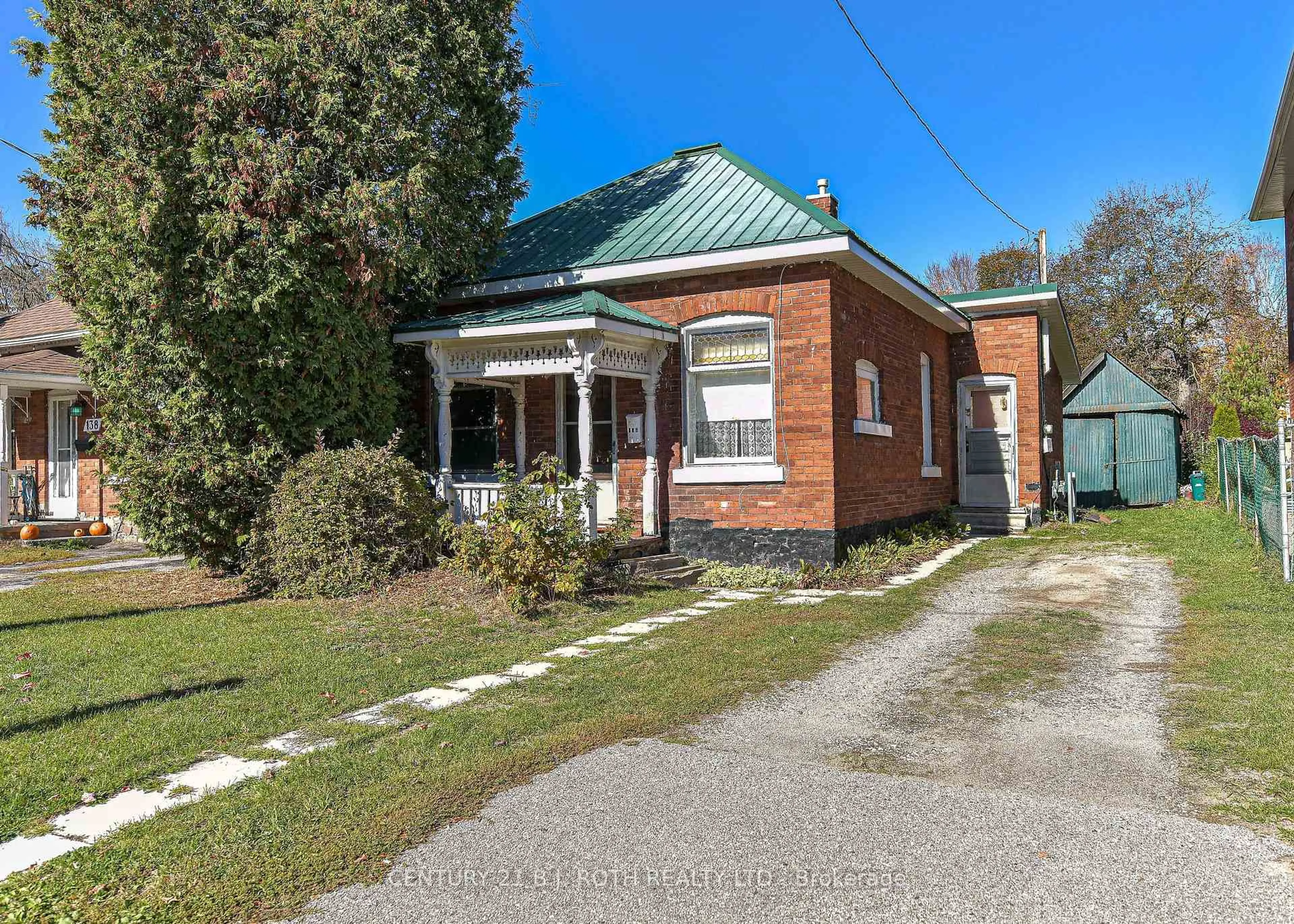 Home with brick exterior material, street for 136 Coldwater Rd, Orillia Ontario L3V 3L6