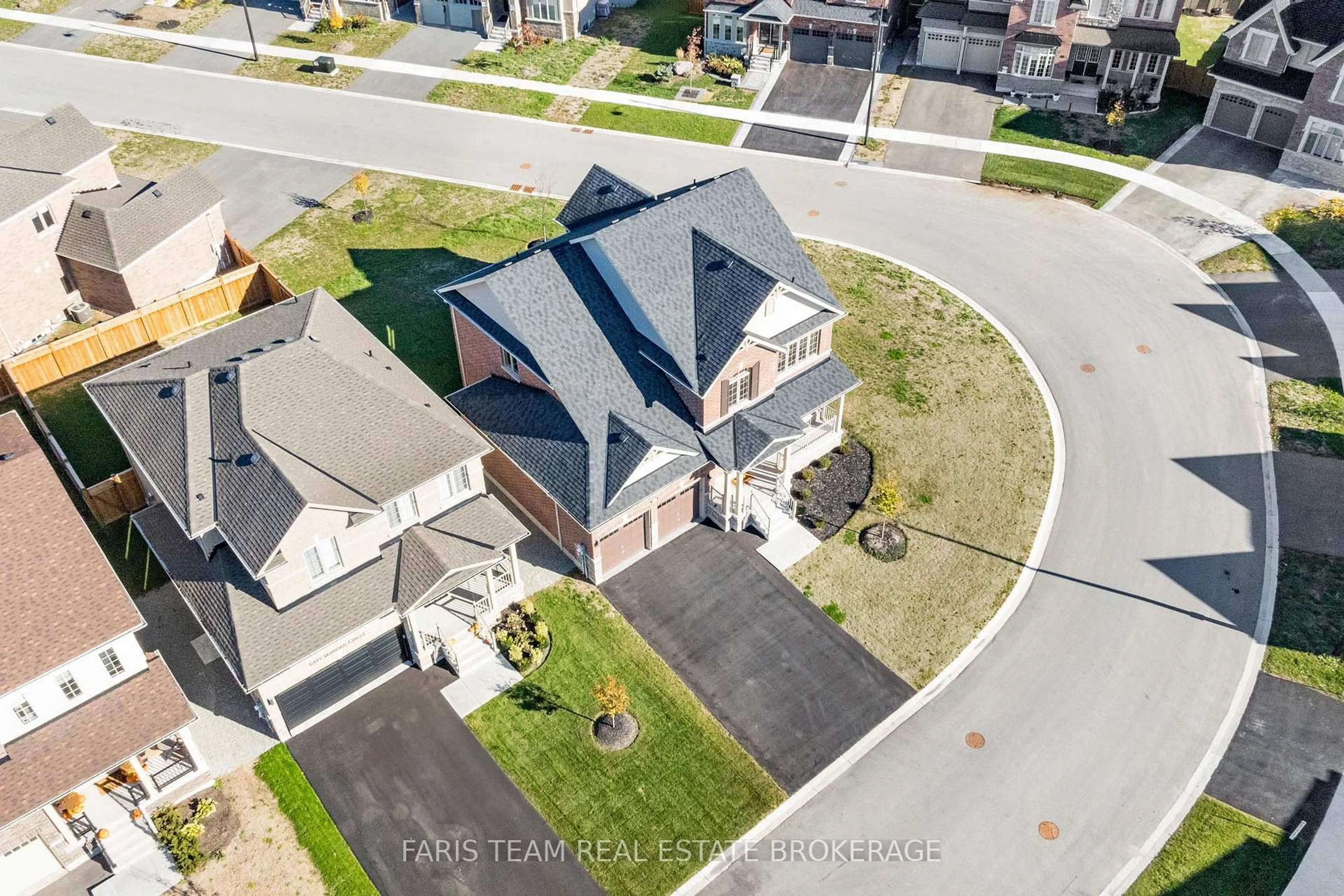 A pic from outside/outdoor area/front of a property/back of a property/a pic from drone, street for 58 Sanford Circ, Springwater Ontario L9X 2A9