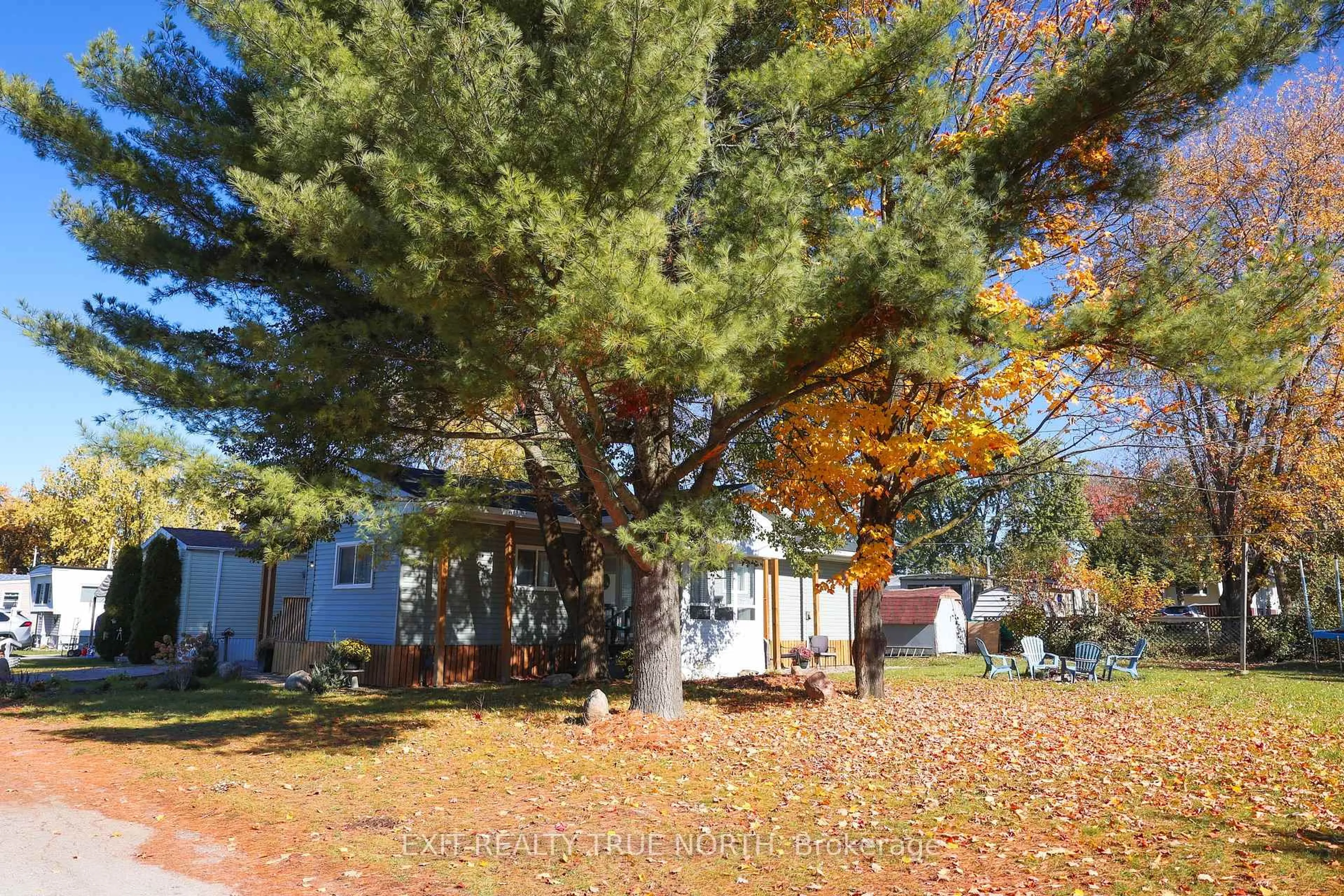 Unknown for 19 Vic's Rd, Midland Ontario L4R 0B9