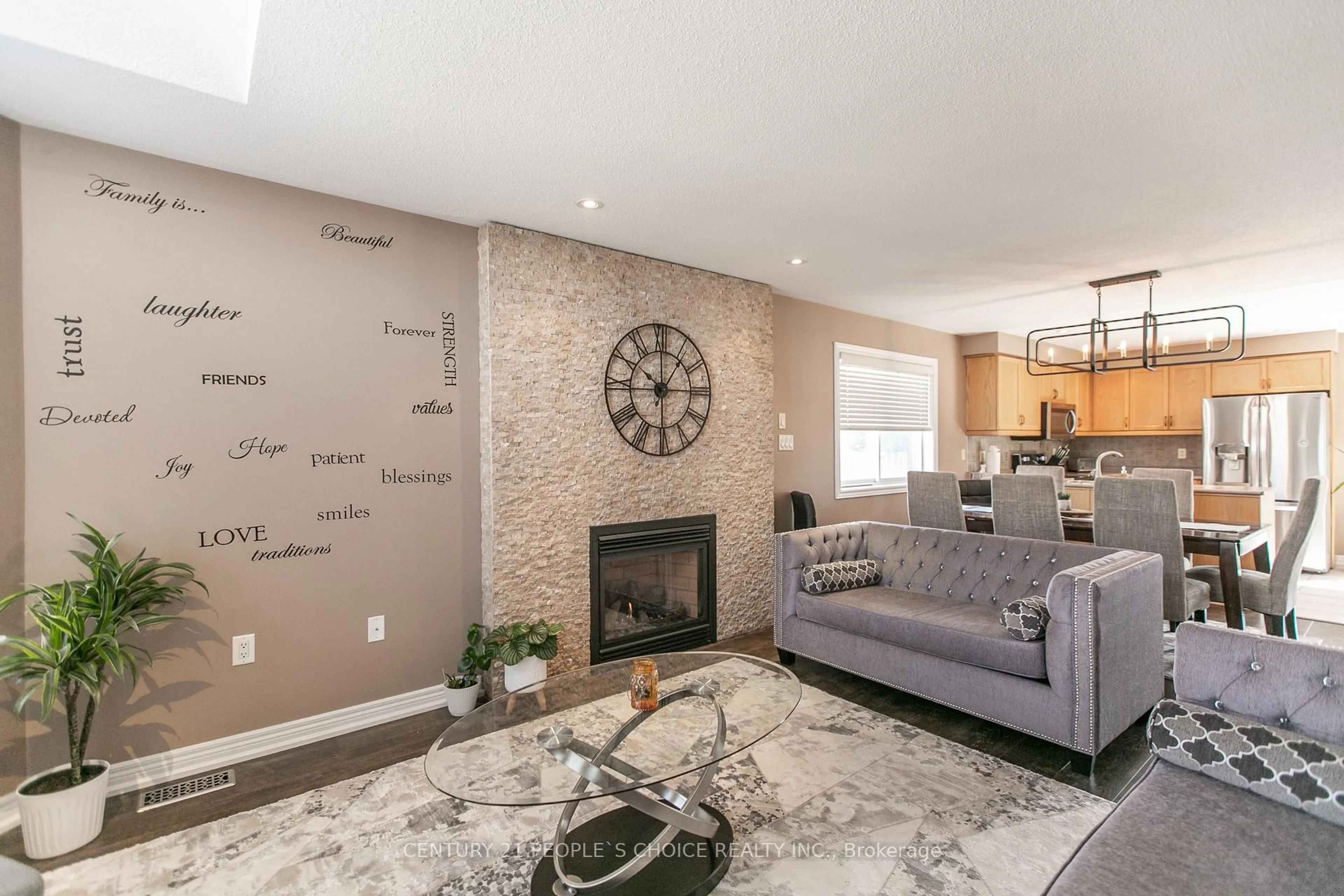 Living room with furniture, unknown for 55 MARSELLUS Dr, Barrie Ontario L4N 8S6