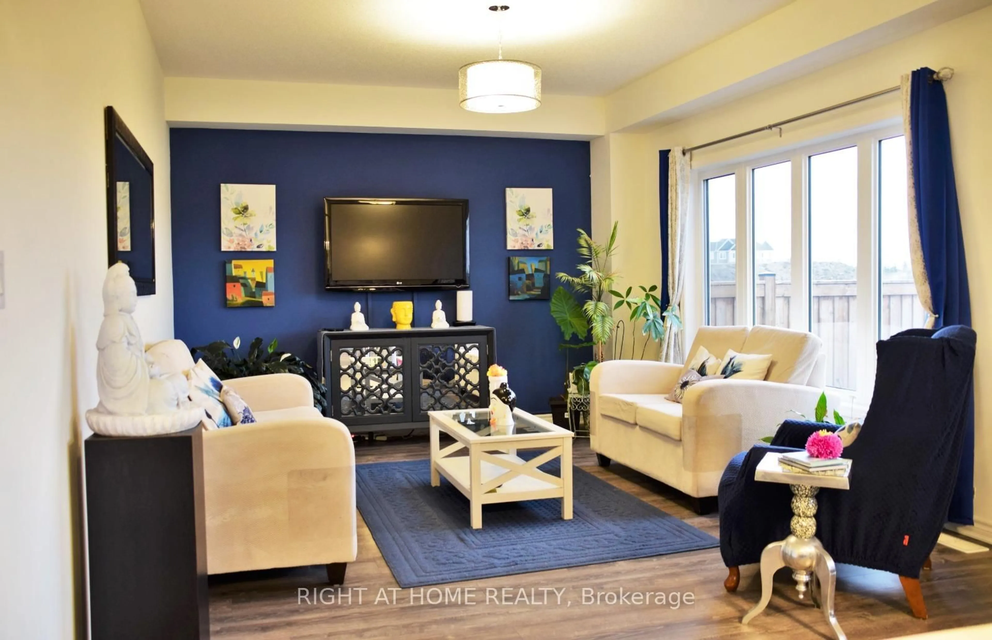 Living room with furniture, unknown for 30 Sandhill Crane Dr, Wasaga Beach Ontario L9Z 0J6