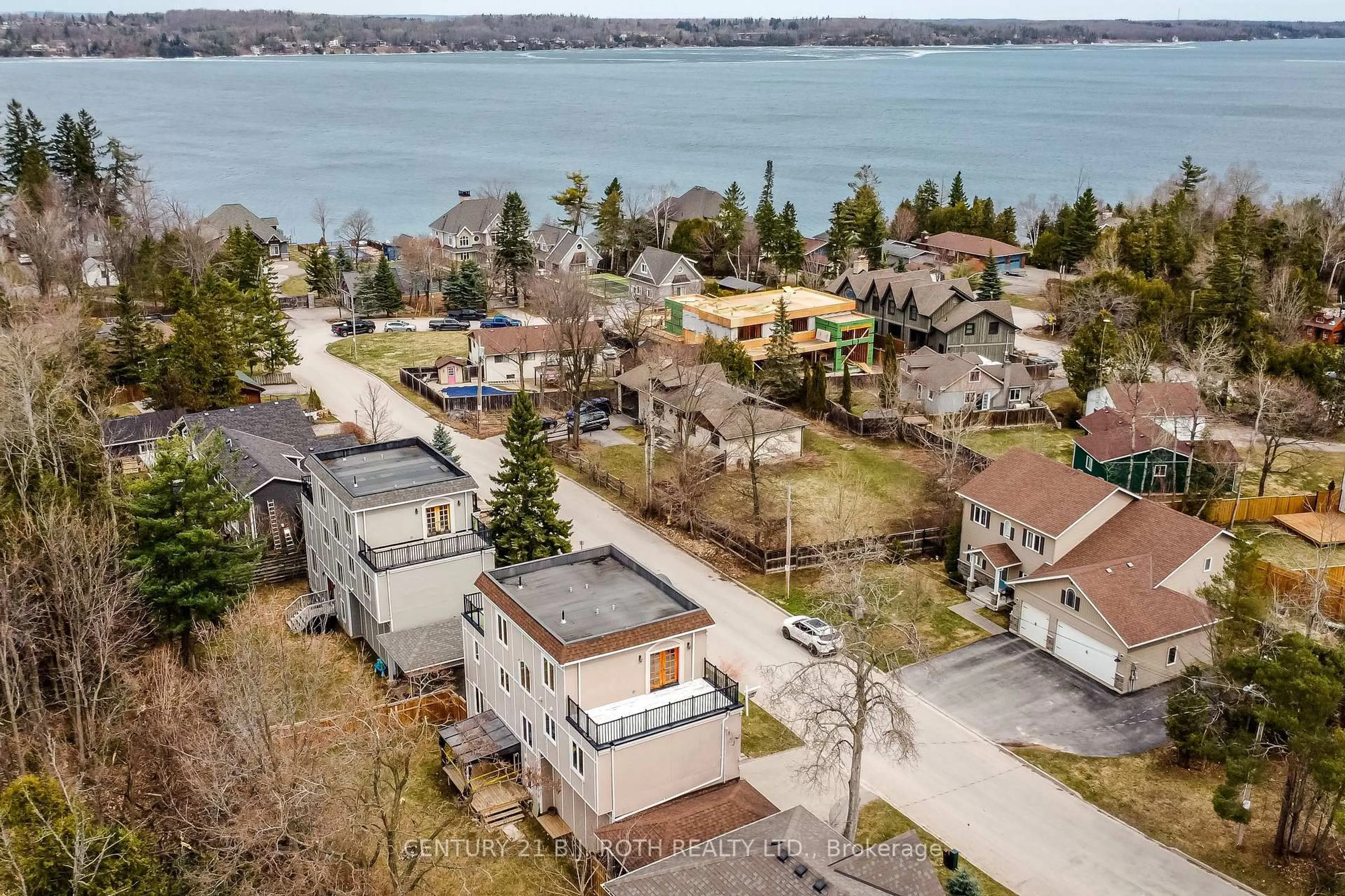 A pic from outside/outdoor area/front of a property/back of a property/a pic from drone, water/lake/river/ocean view for 16 GRAY Lane, Barrie Ontario L4N 7T1