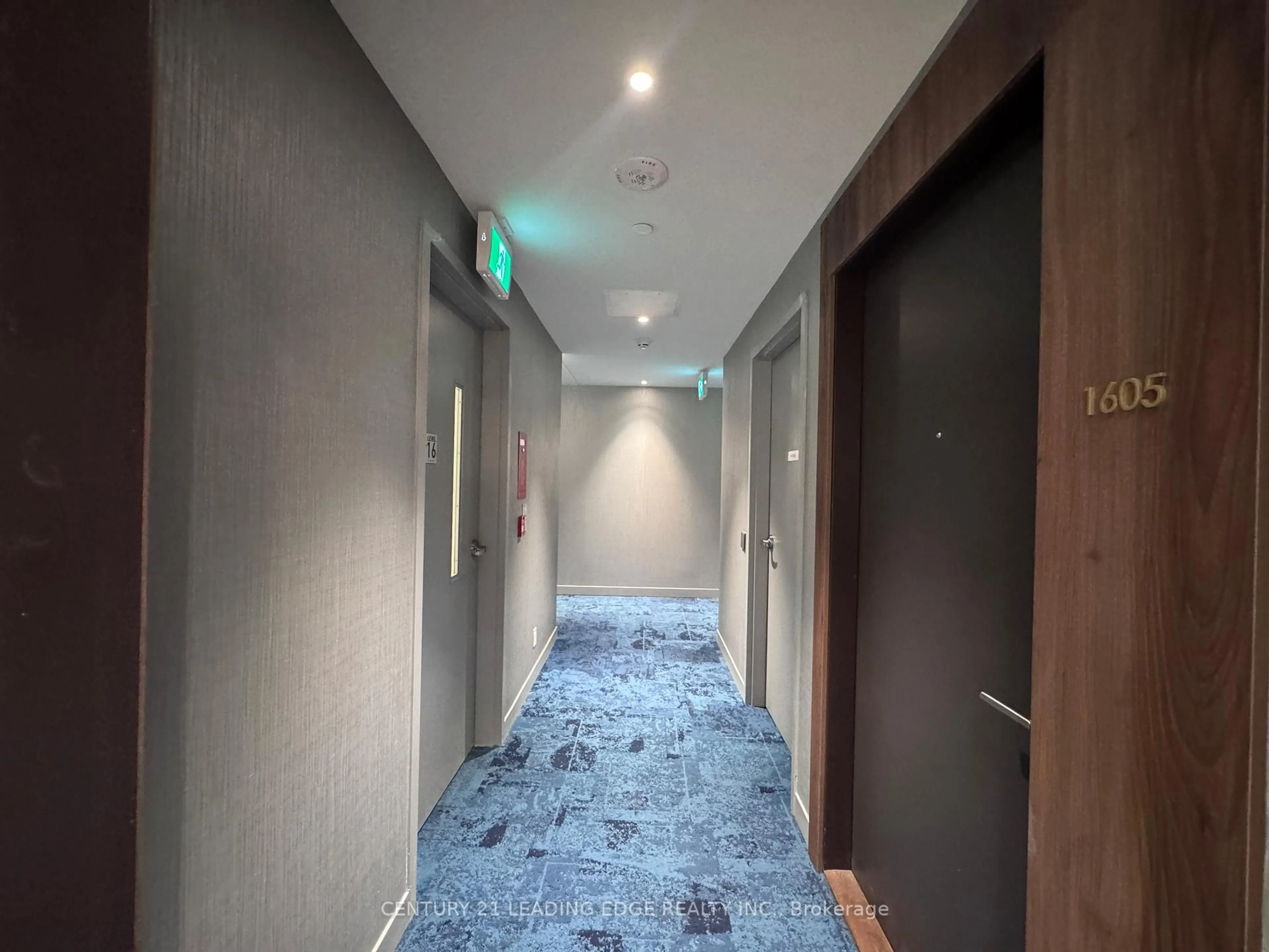 Unknown for 39 Mary St #1606, Barrie Ontario L4N 1S9