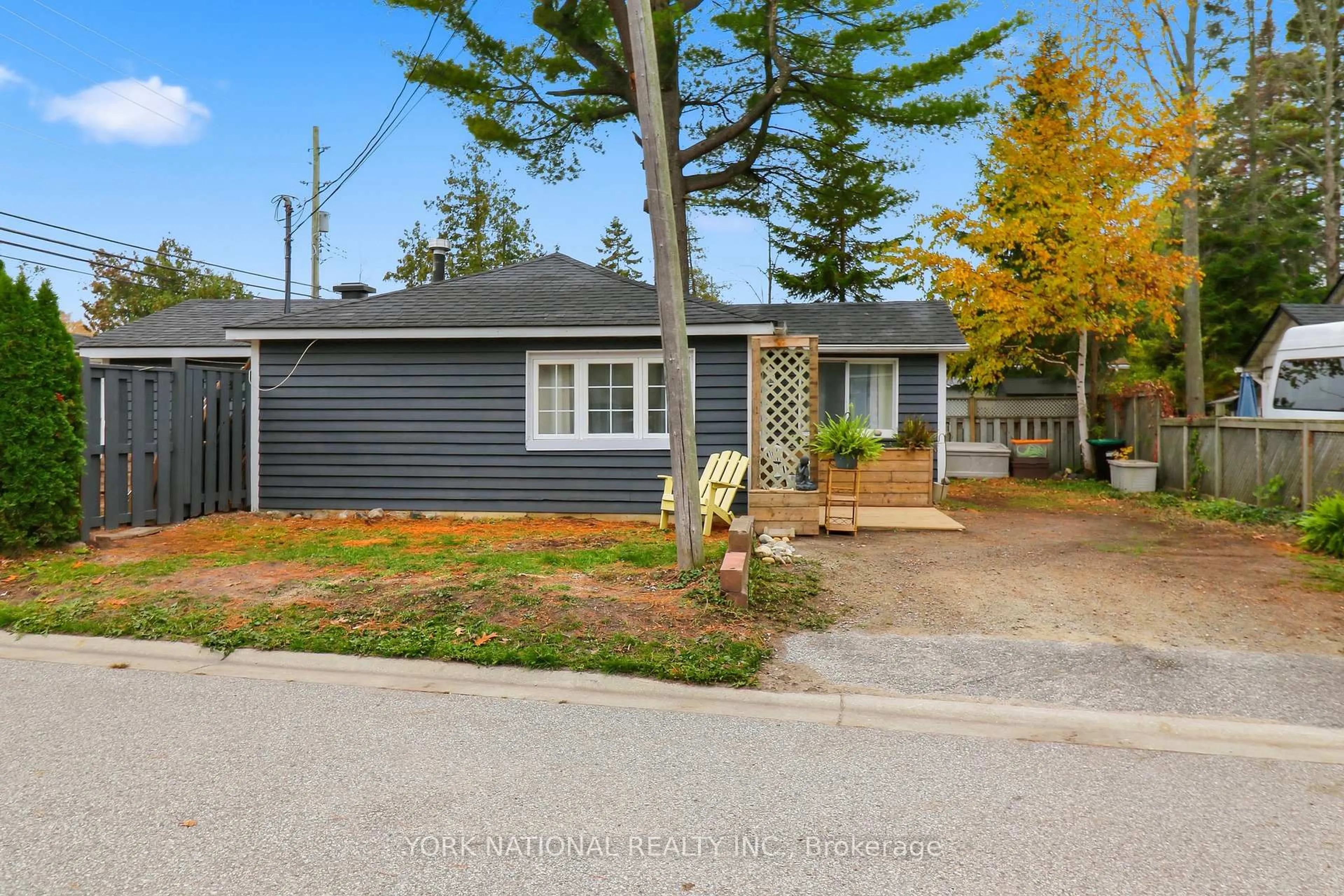 Unknown for 72 57th St, Wasaga Beach Ontario L9Z 1W2