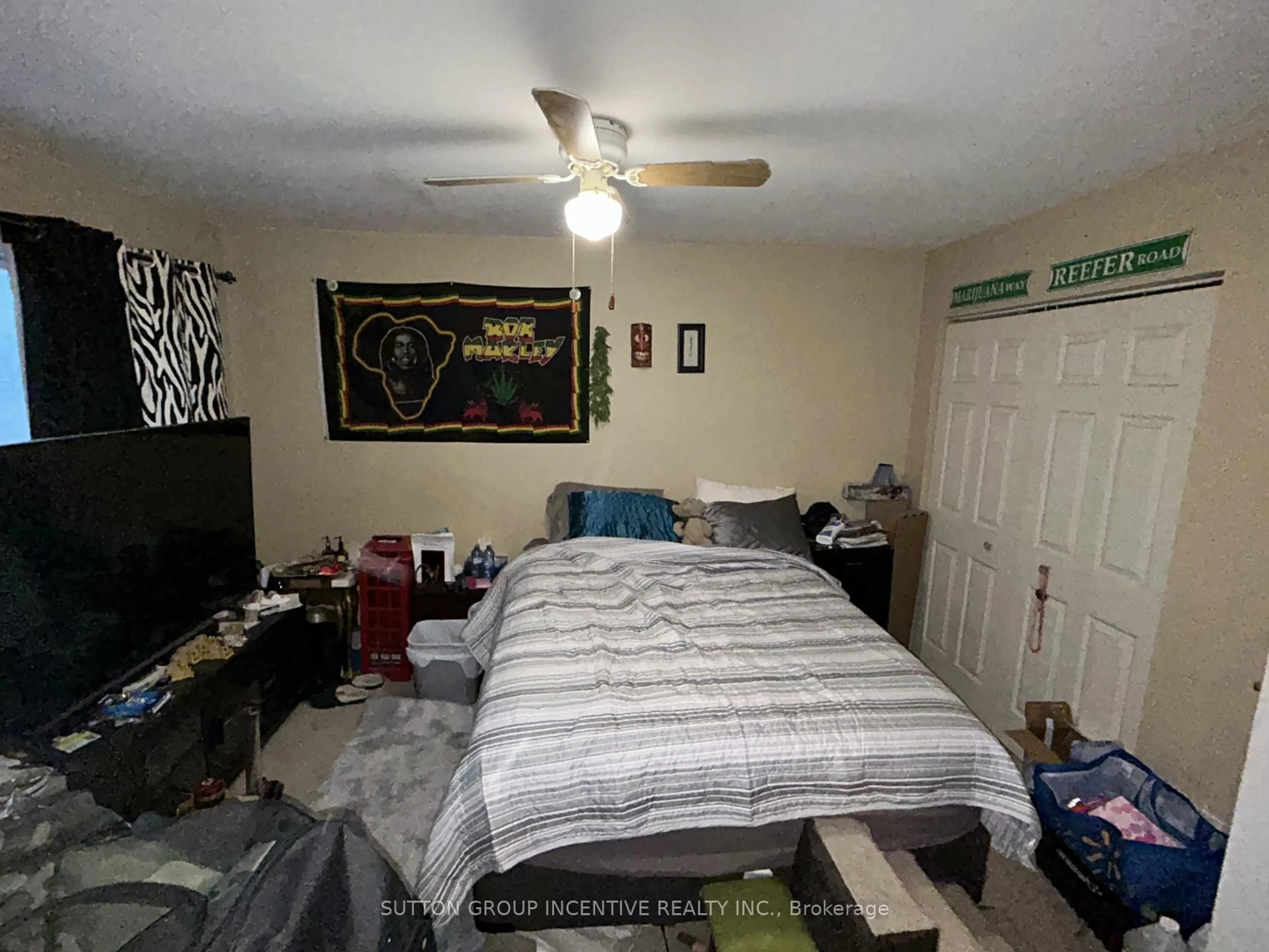 A pic of a room for 553 Tenth St, Collingwood Ontario L9Y 4K6