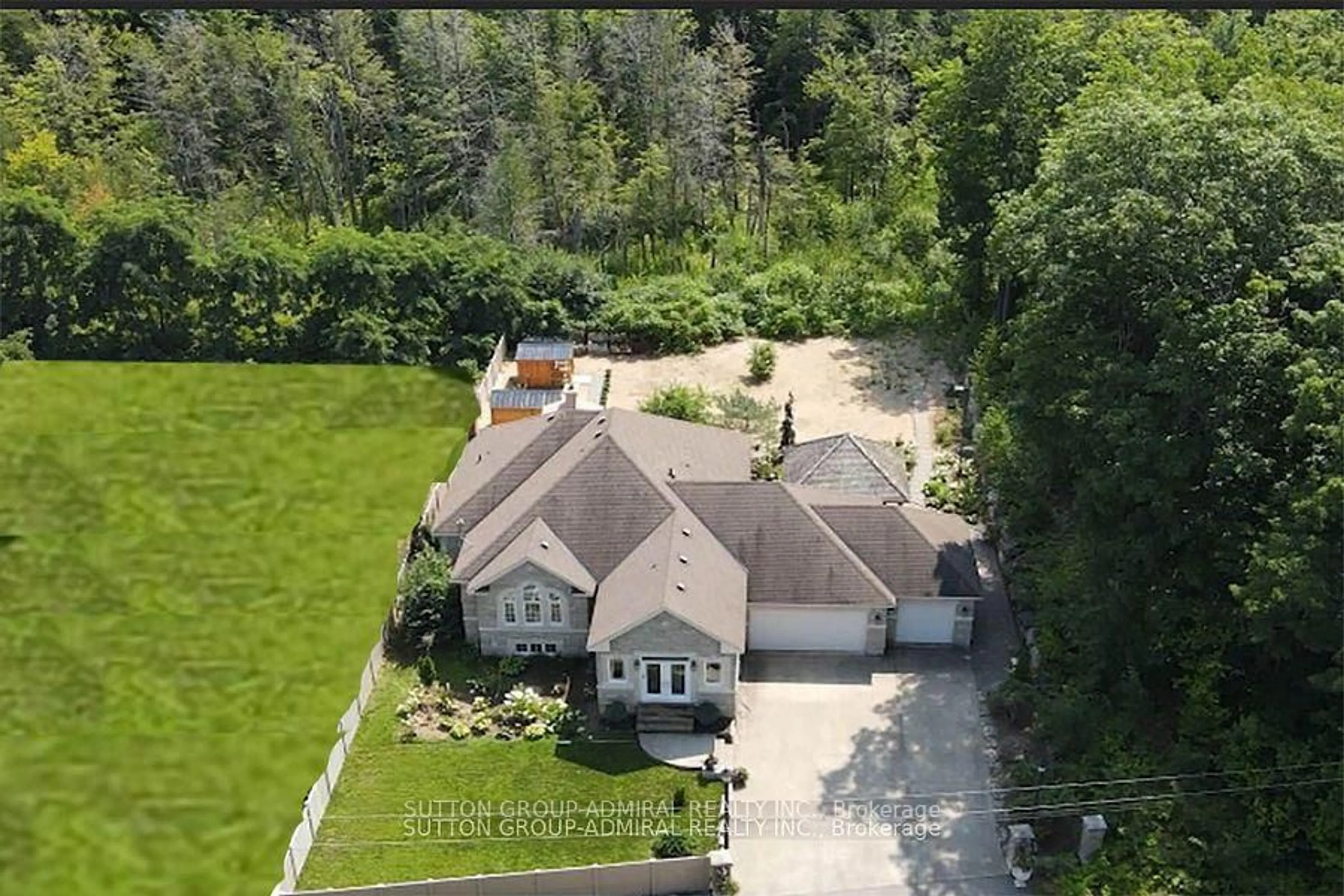 A pic from outside/outdoor area/front of a property/back of a property/a pic from drone, unknown for 9 Tucson Rd, Tiny Ontario L9M 0B6