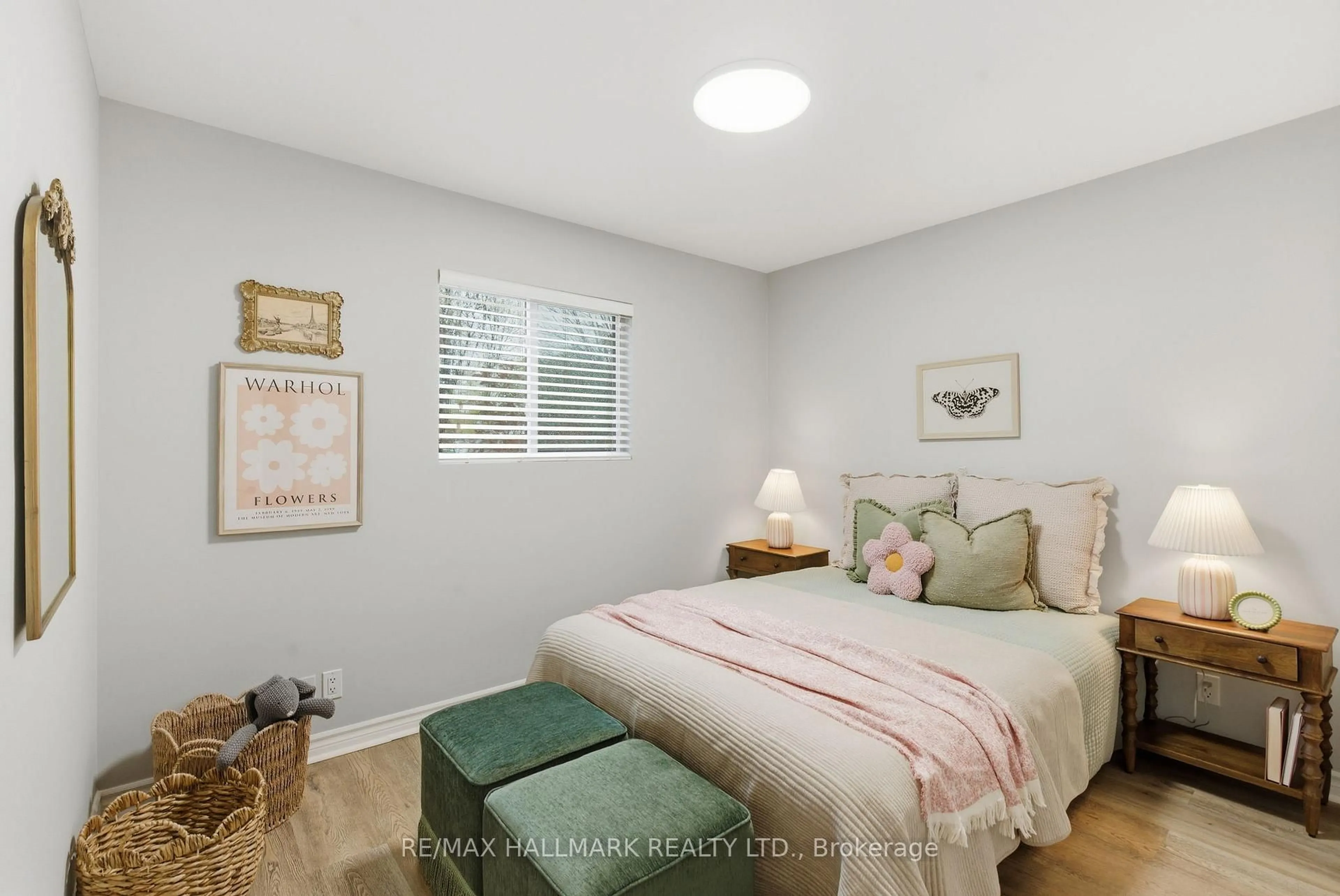 Bedroom with bed, unknown for 13 Pinetree Crt, Ramara Ontario L0K 1B0