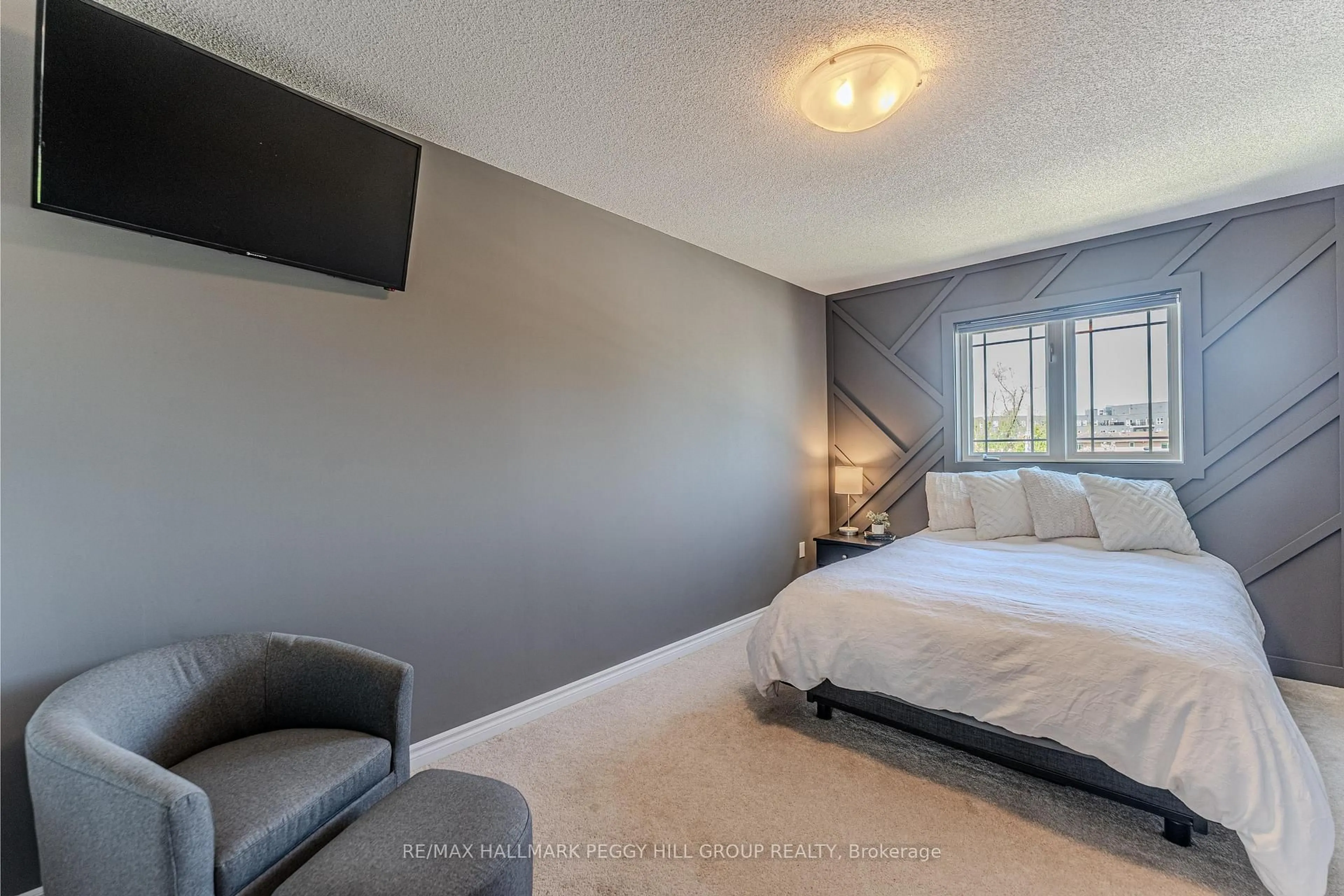 A pic of a room for 209 Harvie Rd #35, Barrie Ontario L4N 9P8