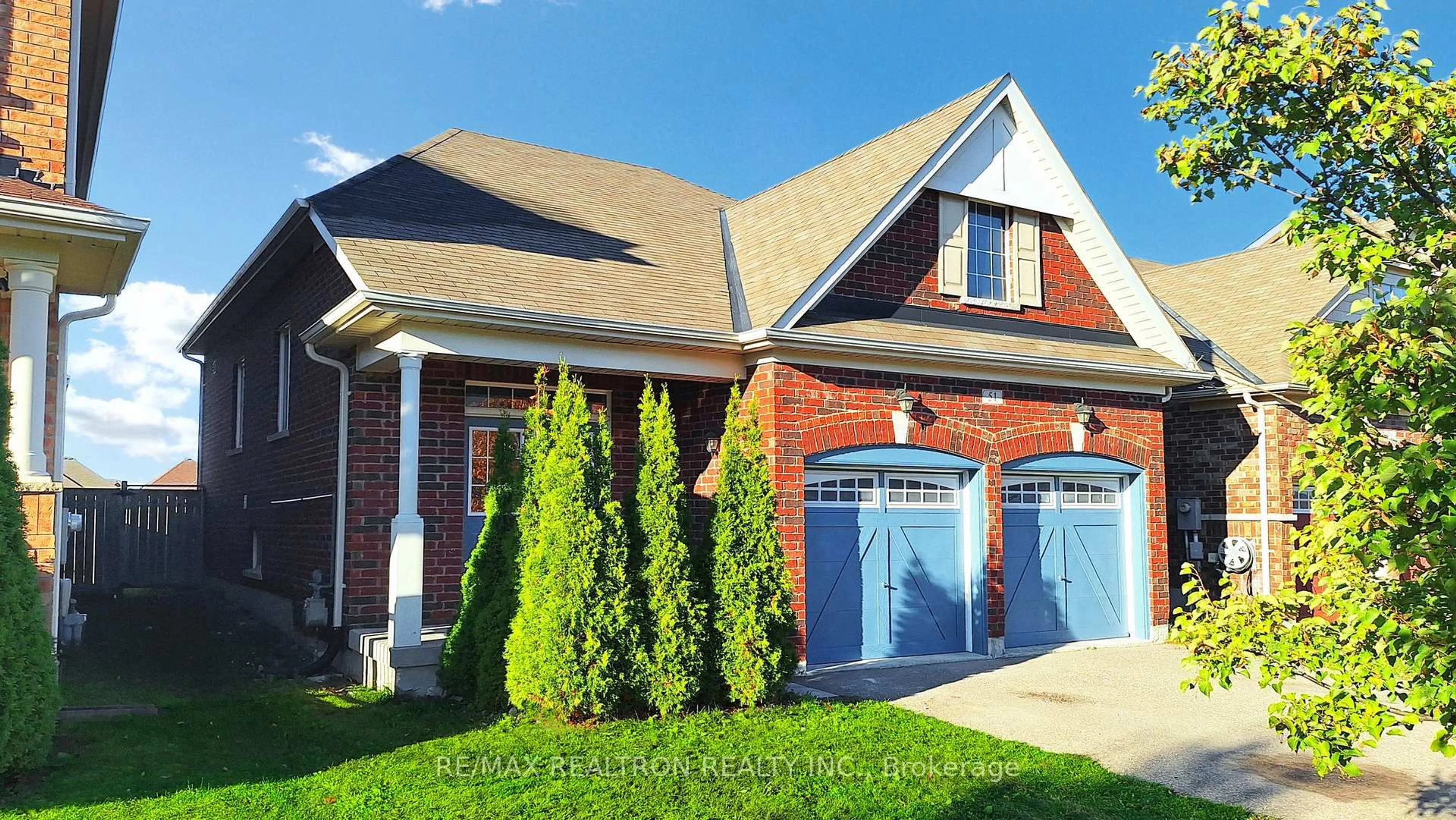 Home with brick exterior material, street for 51 Pearcey Cres, Barrie Ontario L4N 6R8