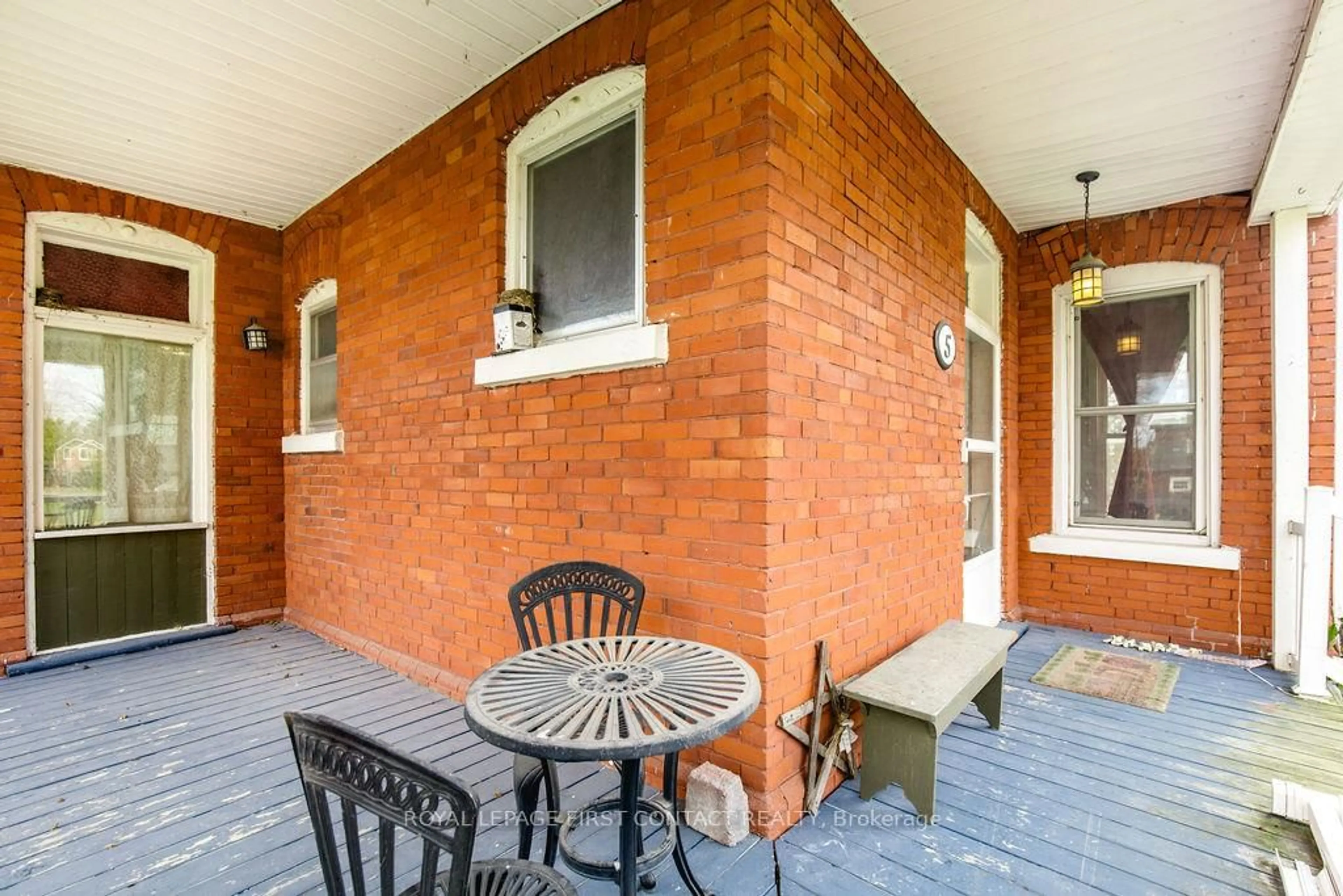 Patio, street for 5 Mill St, Severn Ontario L0K 1E0