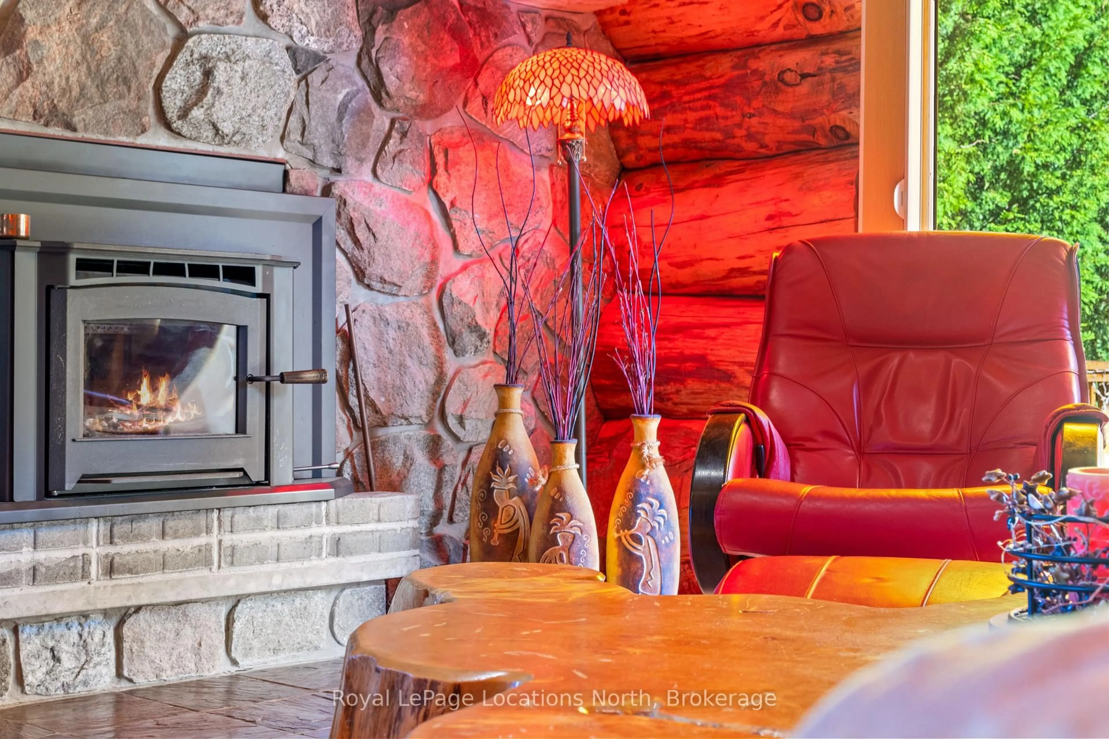 Dining room, unknown for 24 Oliver Cres, Collingwood Ontario L9Y 3Z1