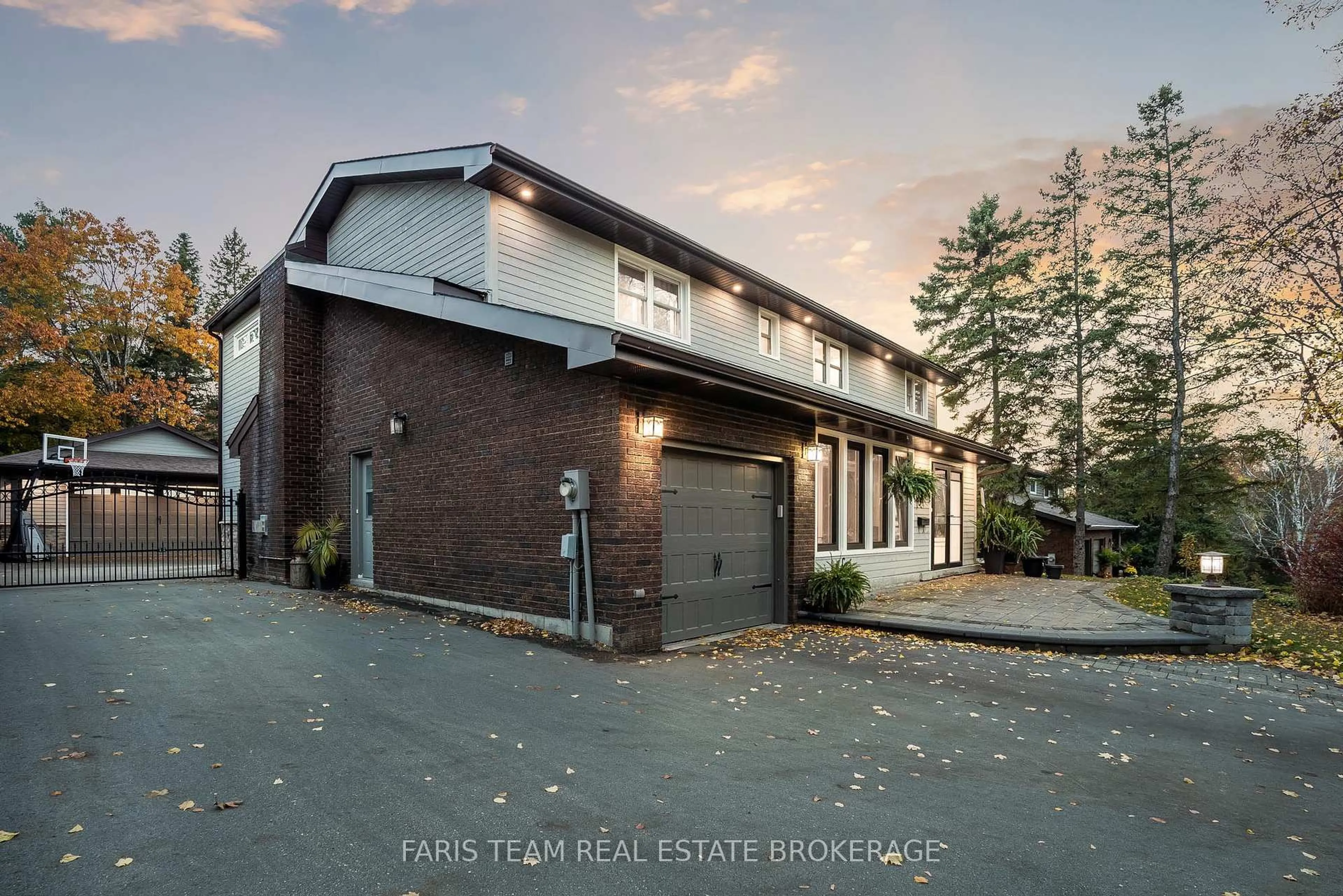 Unknown for 27 Garrett Cres, Barrie Ontario L4M 5K7