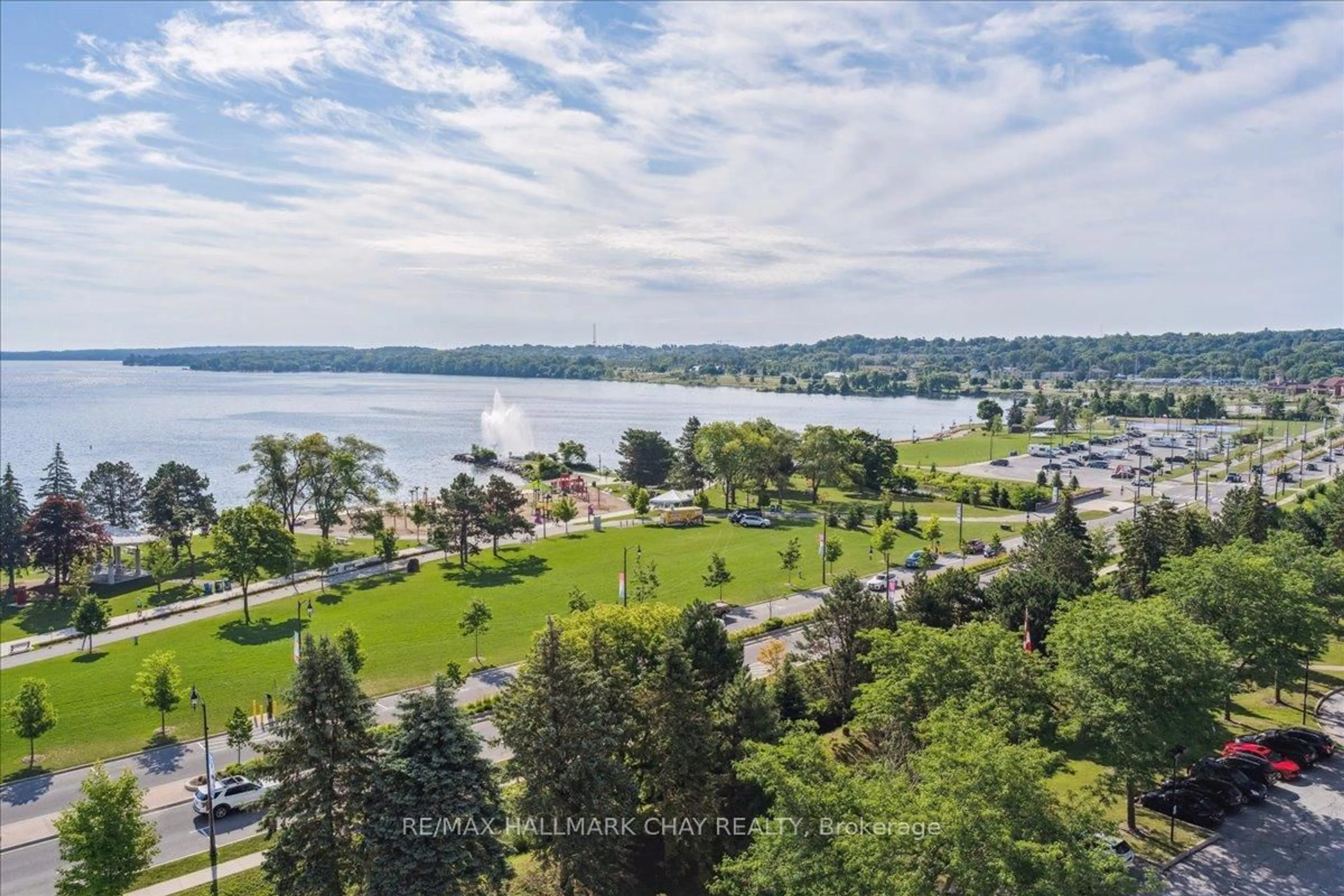 A pic from outside/outdoor area/front of a property/back of a property/a pic from drone, water/lake/river/ocean view for 65 Ellen St #908, Barrie Ontario L4N 3A5