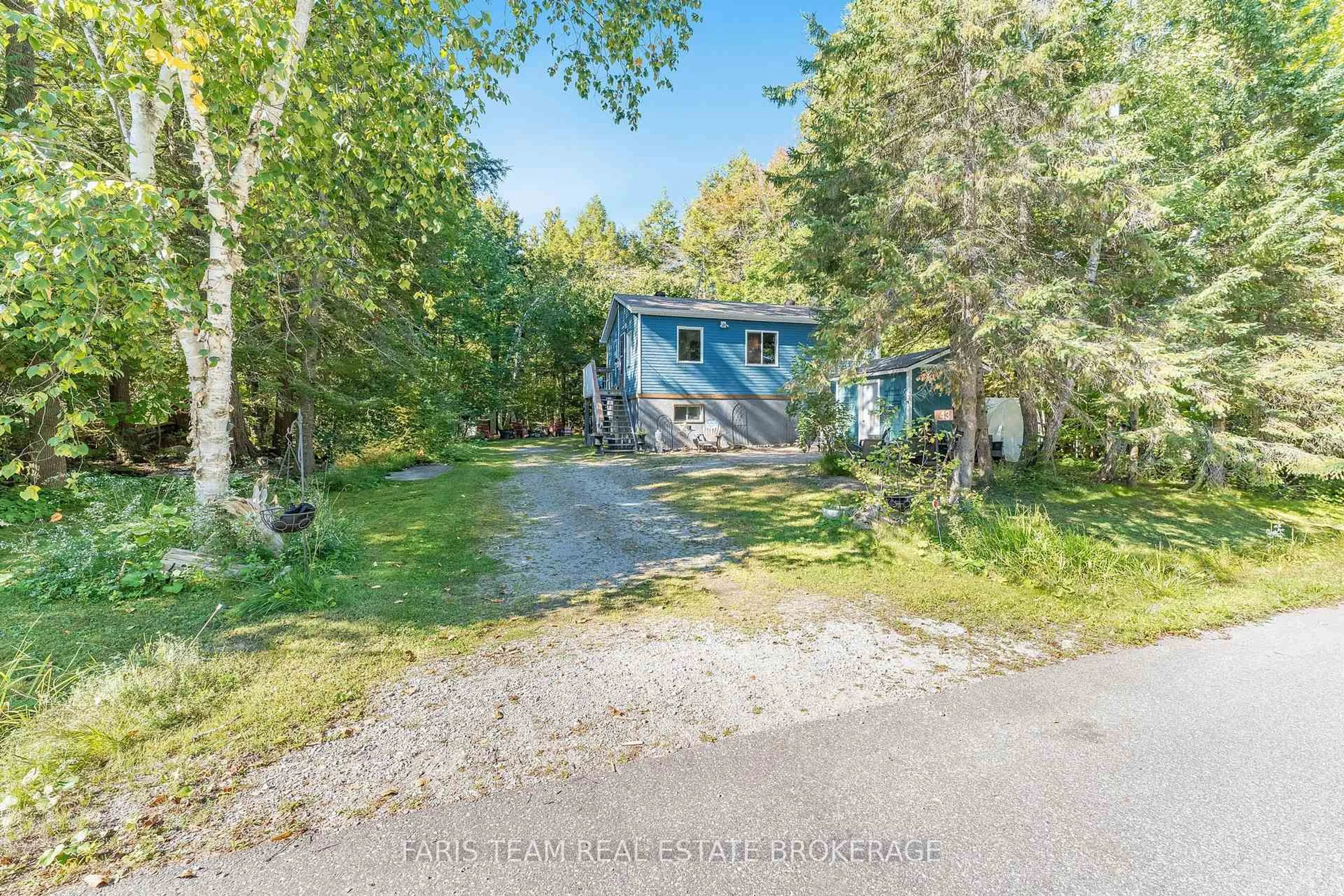A pic from outside/outdoor area/front of a property/back of a property/a pic from drone, water/lake/river/ocean view for 43 Manitou Cres, Tiny Ontario L9M 0C6