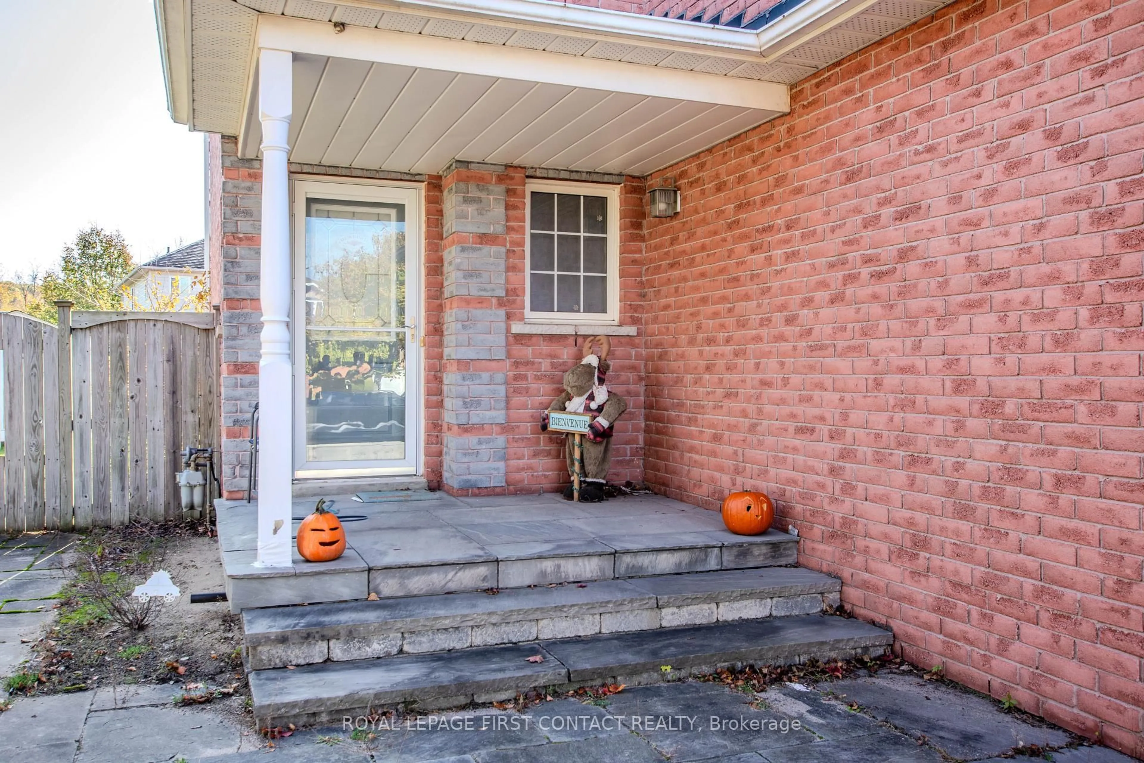 Home with brick exterior material, street for 63 Gore Dr, Barrie Ontario L4N 5R5