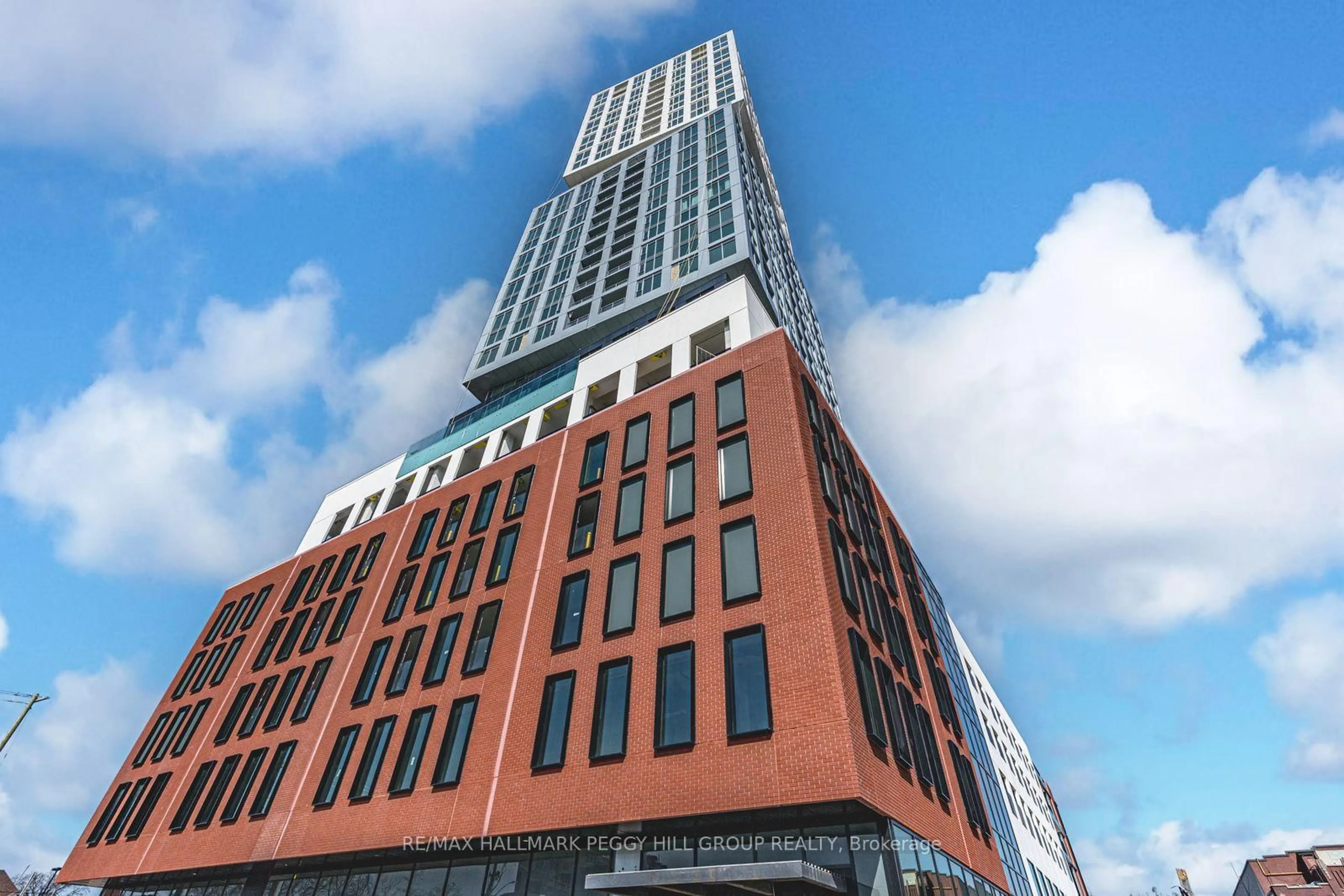 Unknown for 39 Mary St #1001, Barrie Ontario L4N 1S9