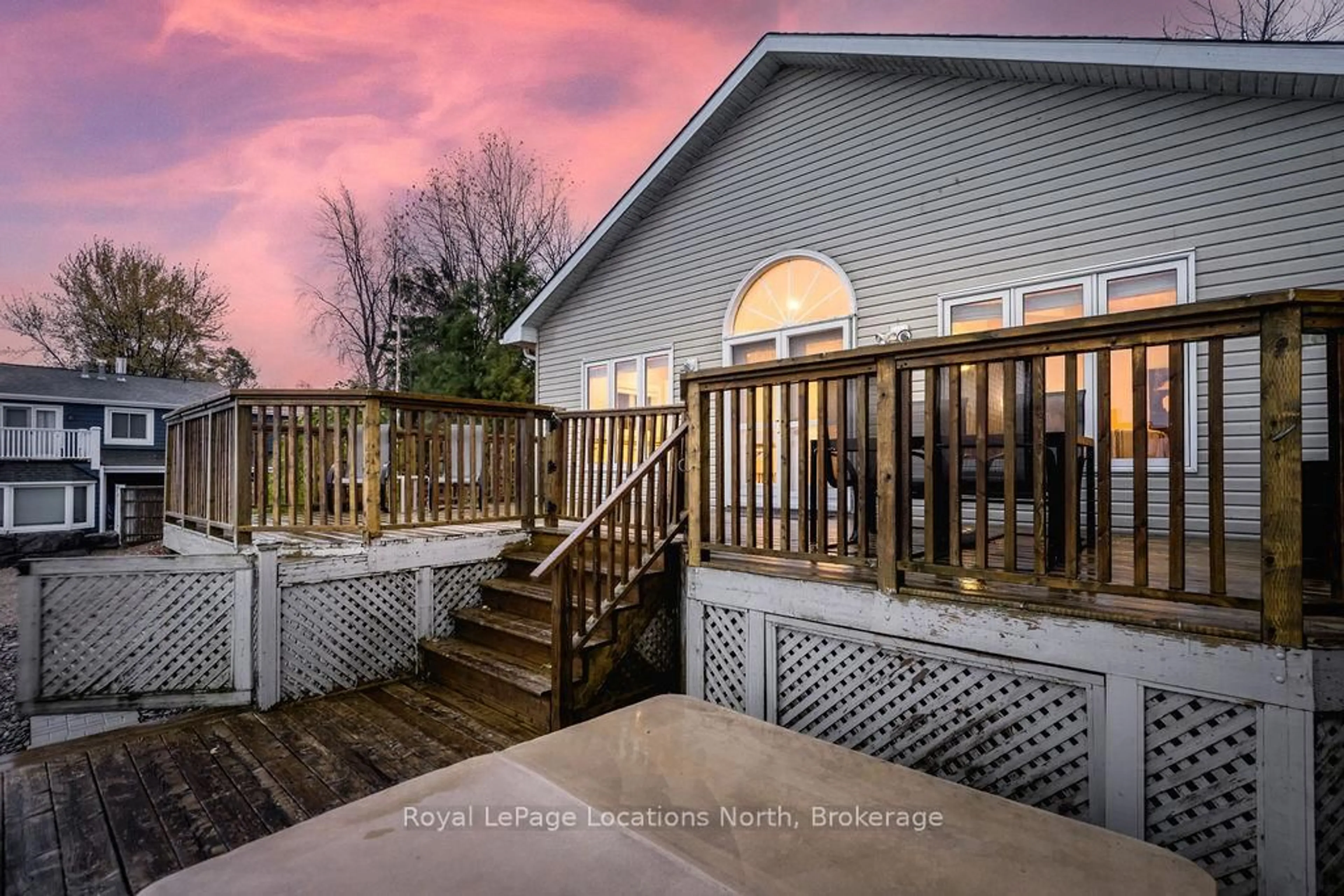 Patio, unknown for 46 William Ave, Wasaga Beach Ontario L9Z 2X3