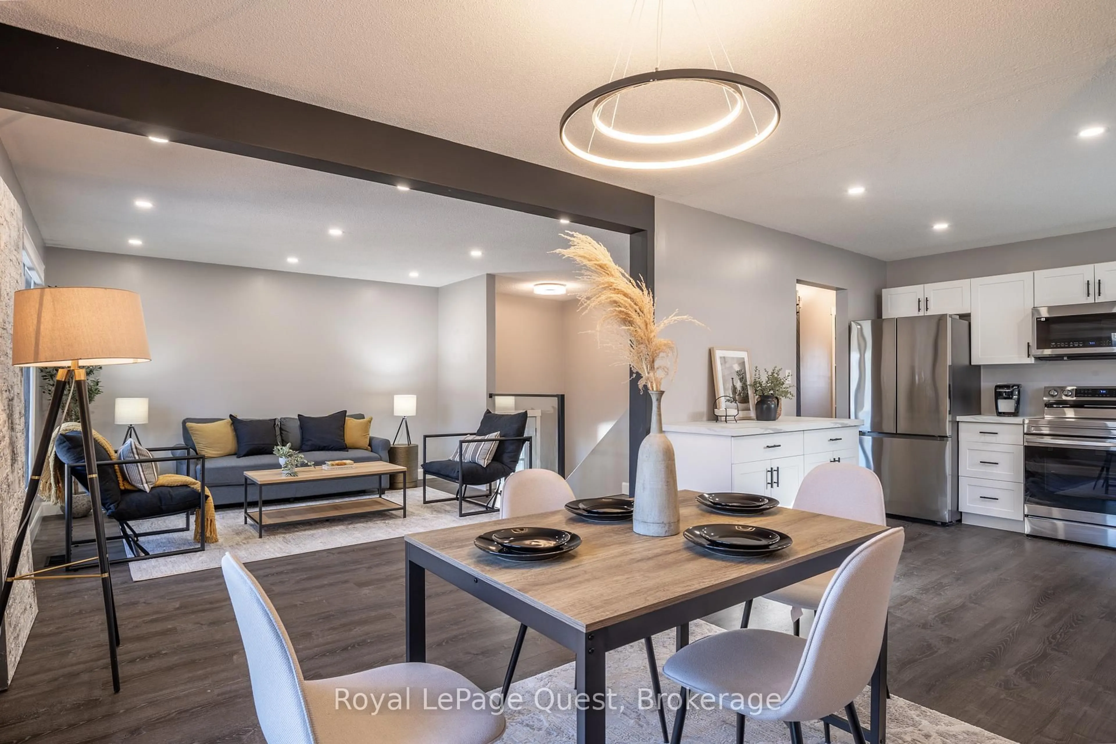 Unknown for 357 Barrie Rd, Orillia Ontario L3V 2S1