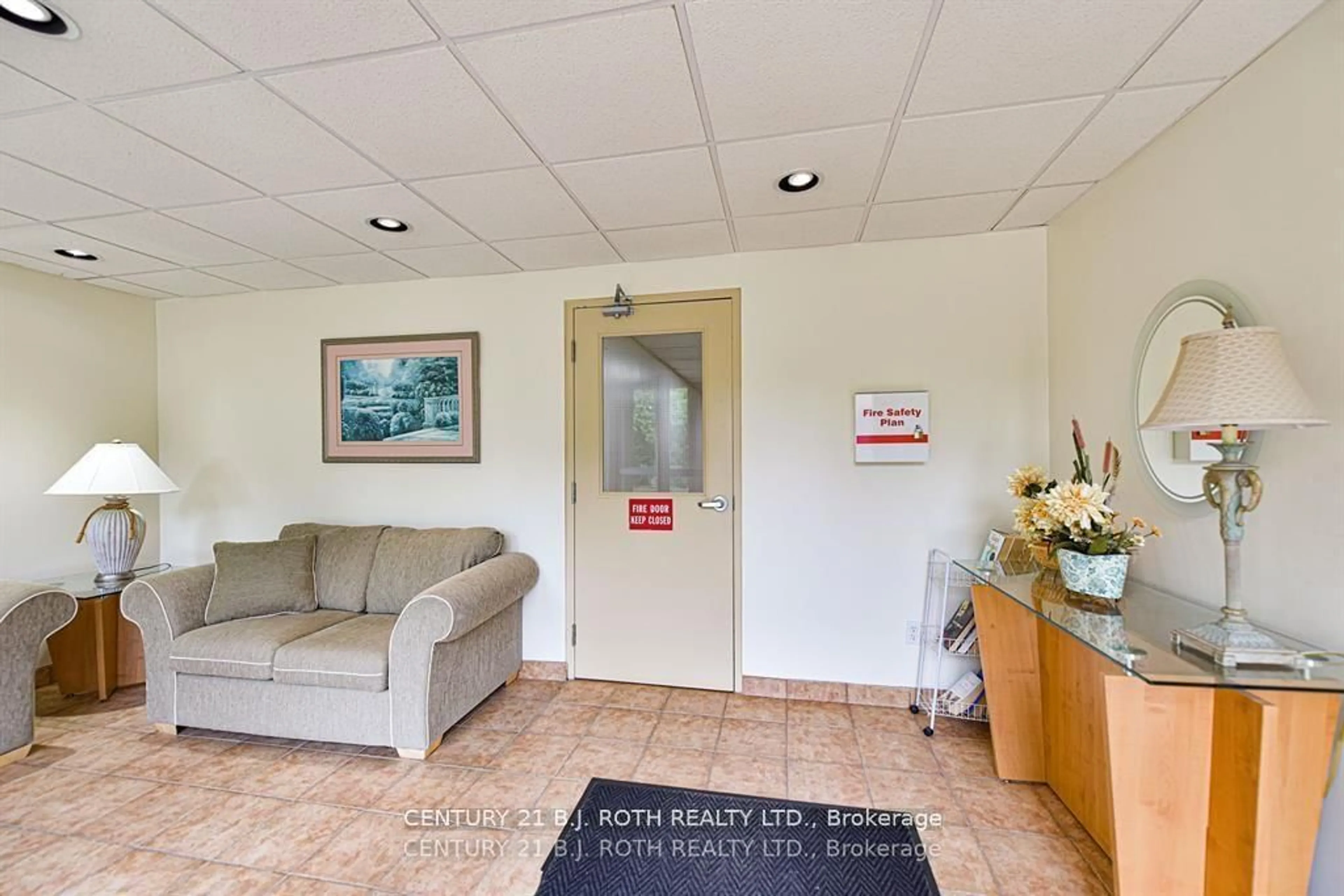 Unknown for 125 BOND St #302, Orillia Ontario L3V 1J7