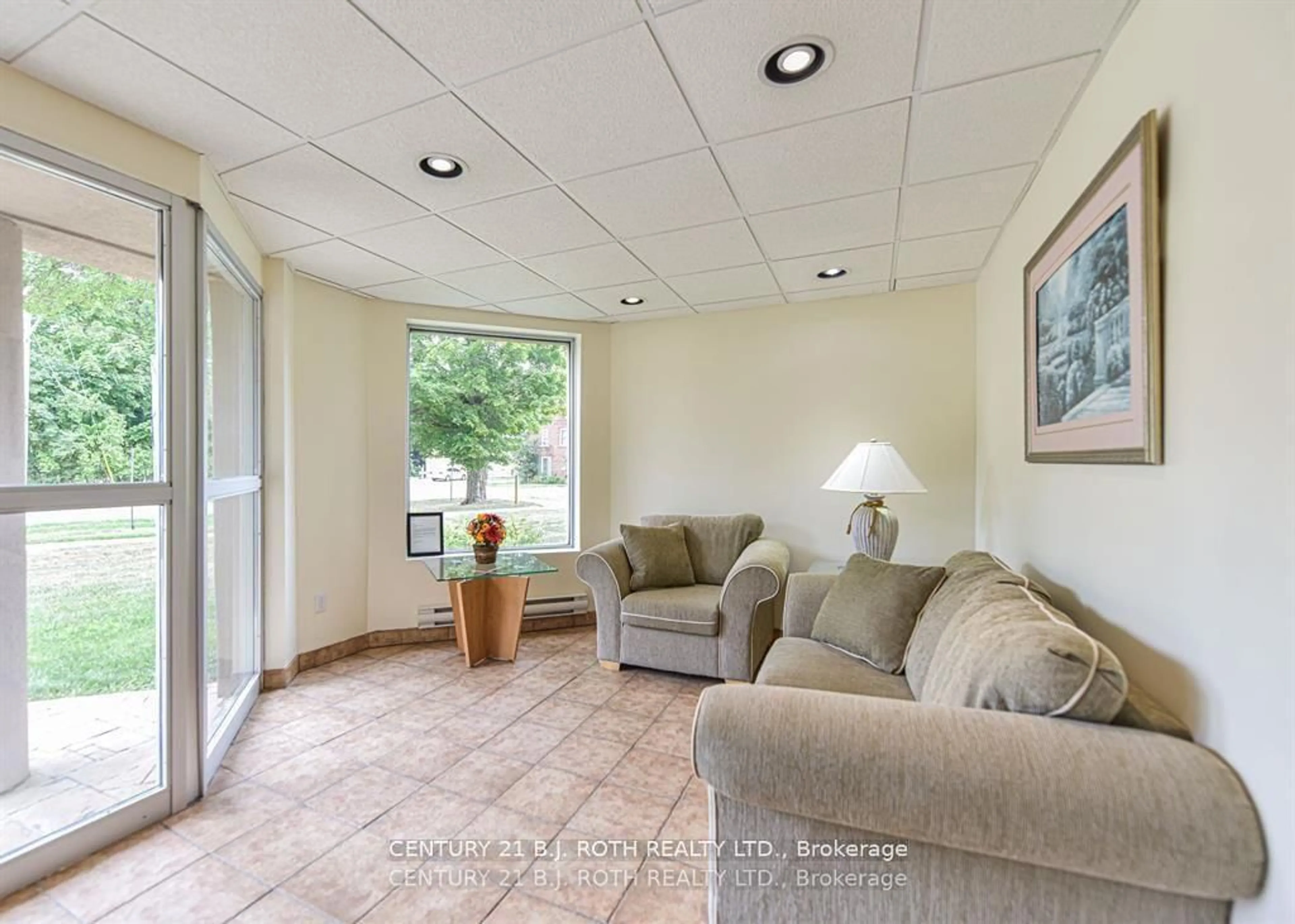 Unknown for 125 BOND St #302, Orillia Ontario L3V 1J7