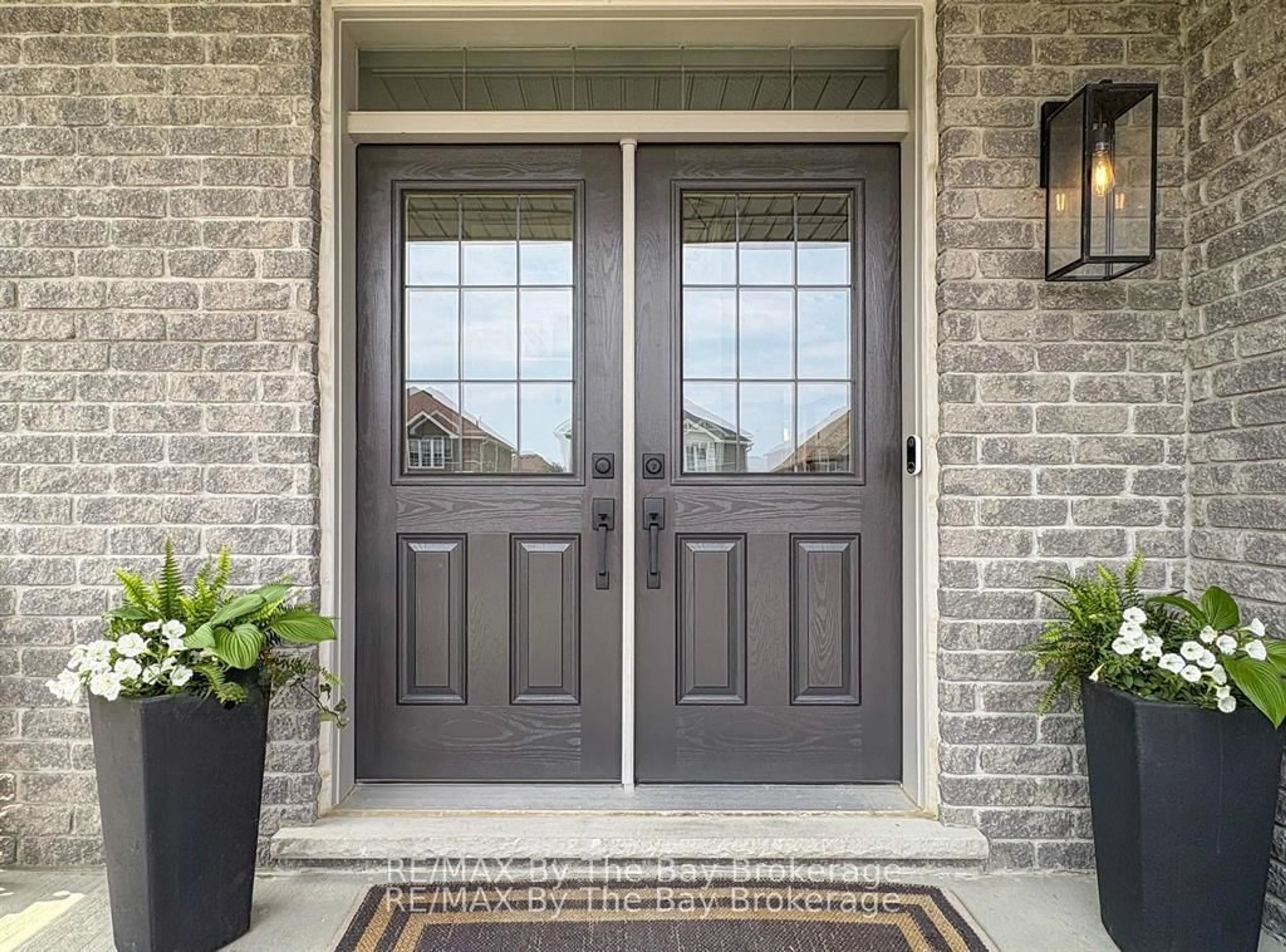 Indoor entryway for 77 Lockerbie Cres, Collingwood Ontario L9Y 0Y8