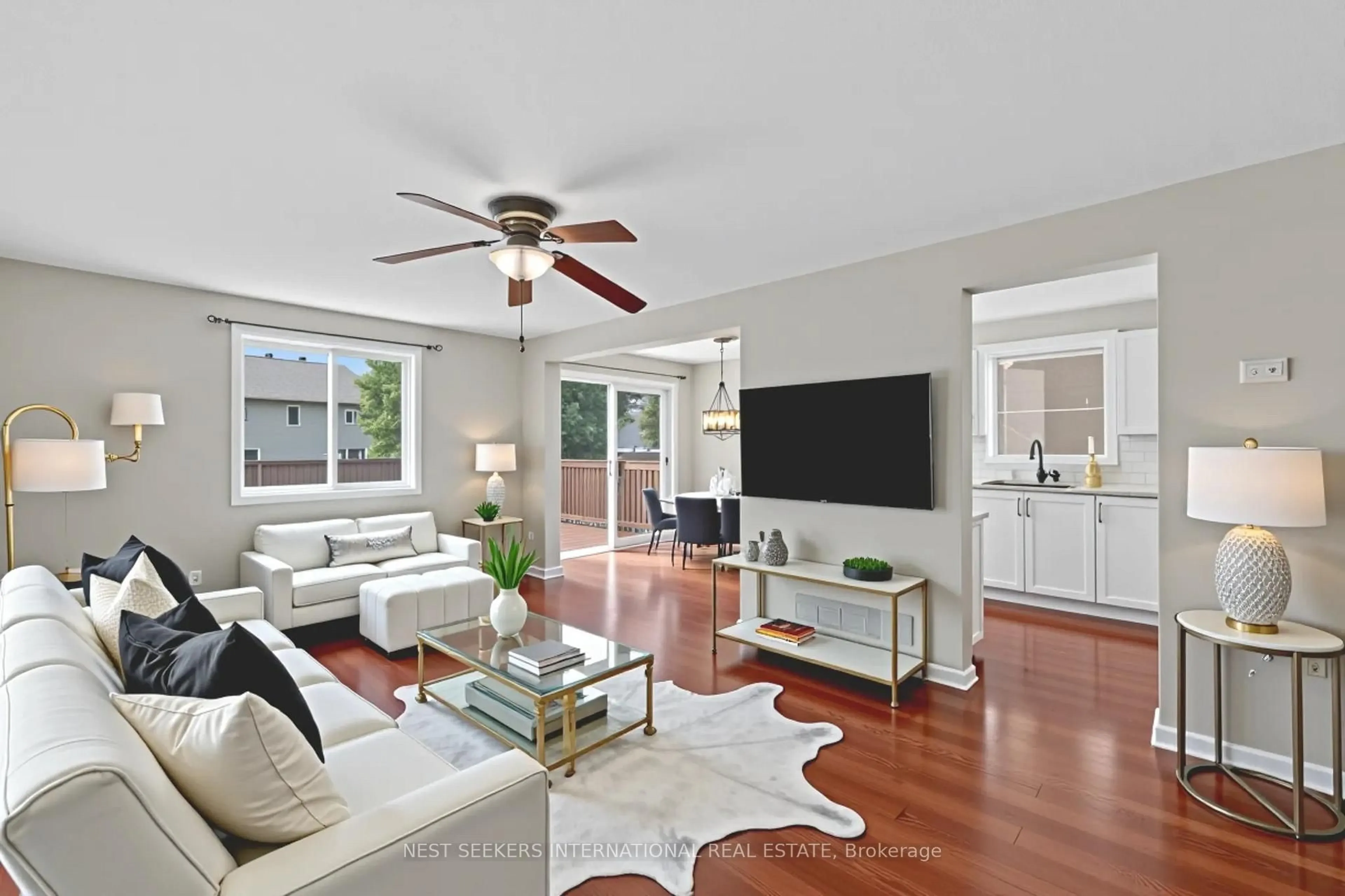 Living room with furniture, unknown for 219 Nathan Cres, Barrie Ontario L4N 0S3