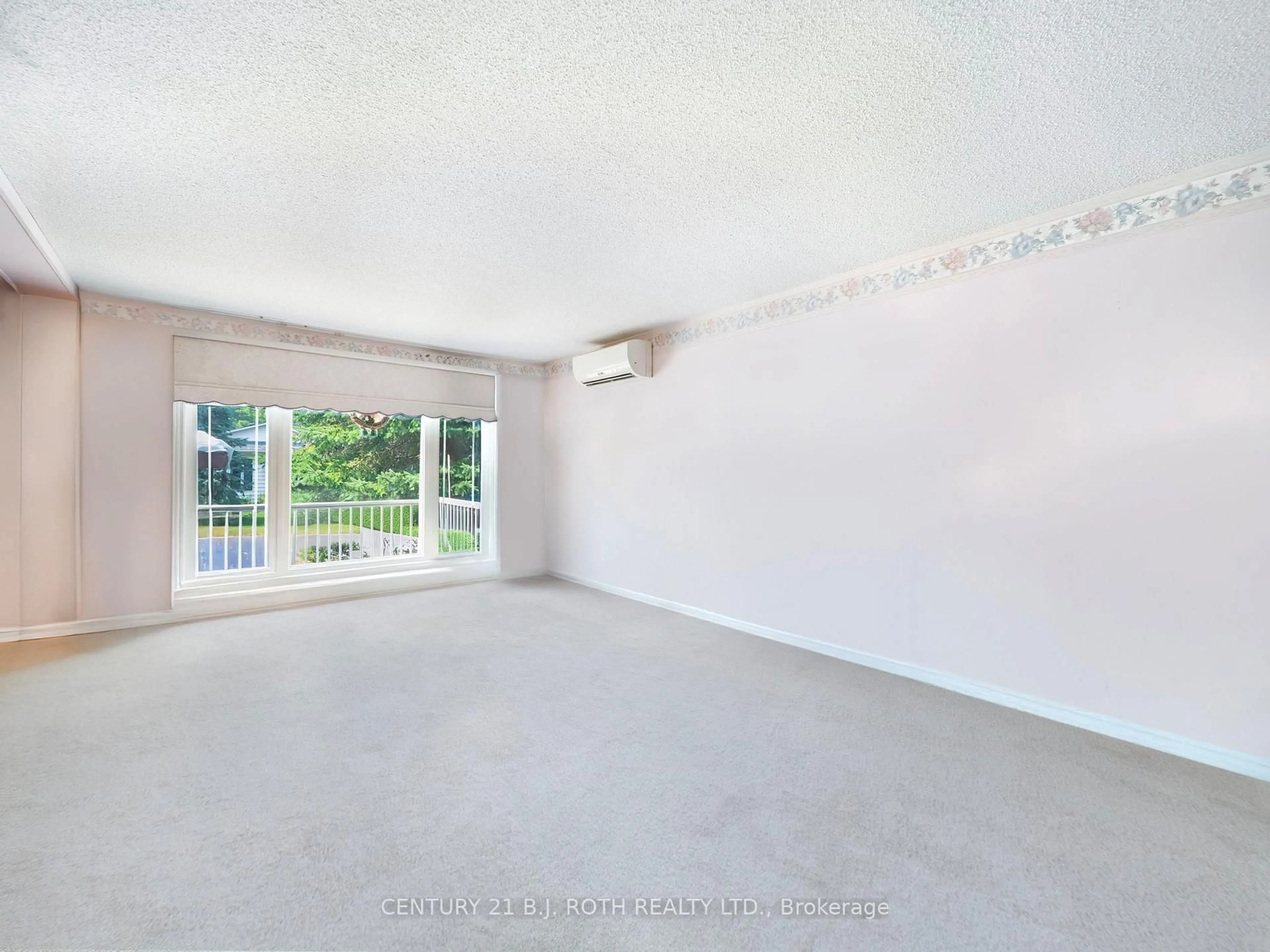 A pic of a room for 62 Tamarack Dr, Oro-Medonte Ontario L0L 1T0