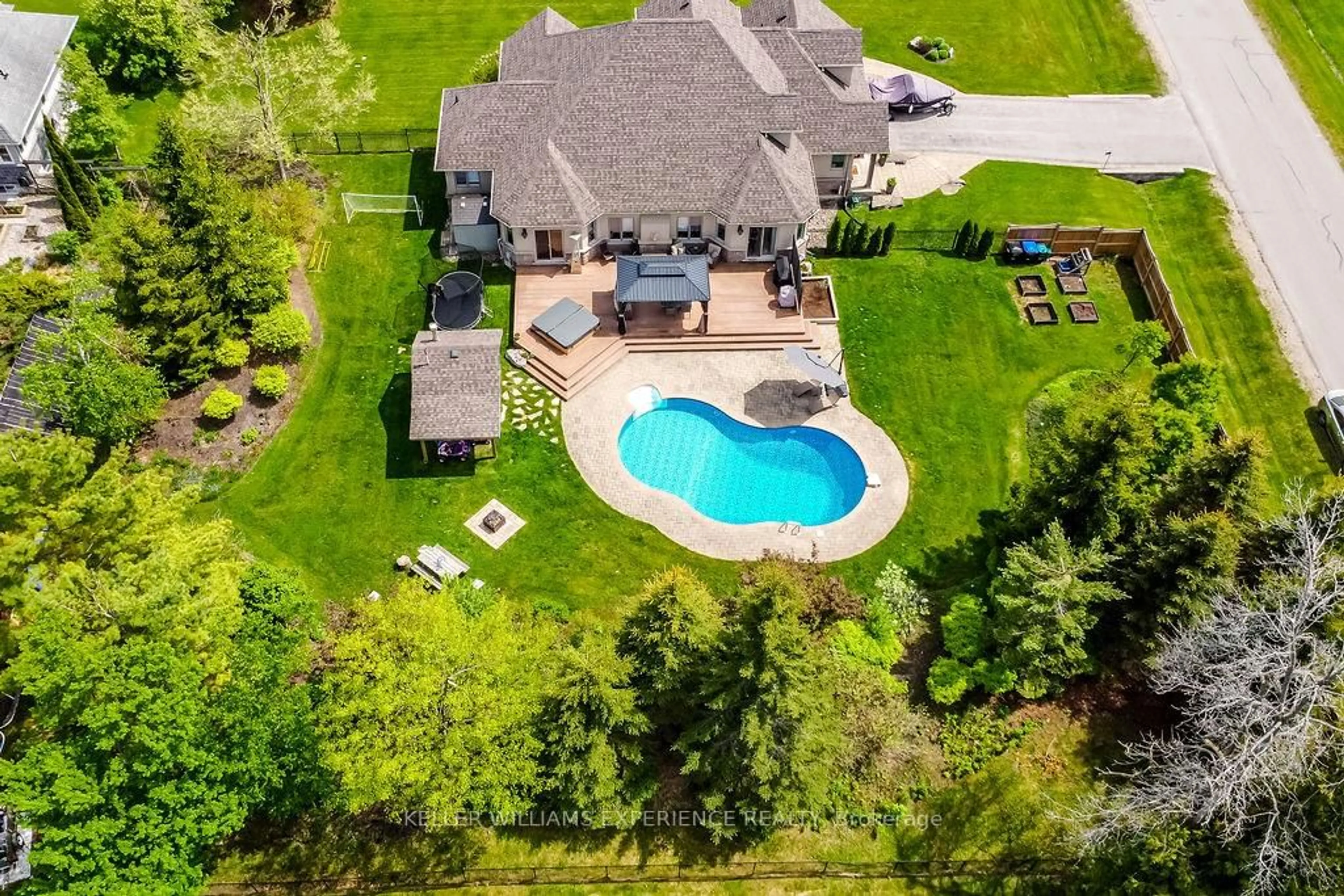 A pic from outside/outdoor area/front of a property/back of a property/a pic from drone, water/lake/river/ocean view for 29 Basswood Circ, Oro-Medonte Ontario L0L 2L0