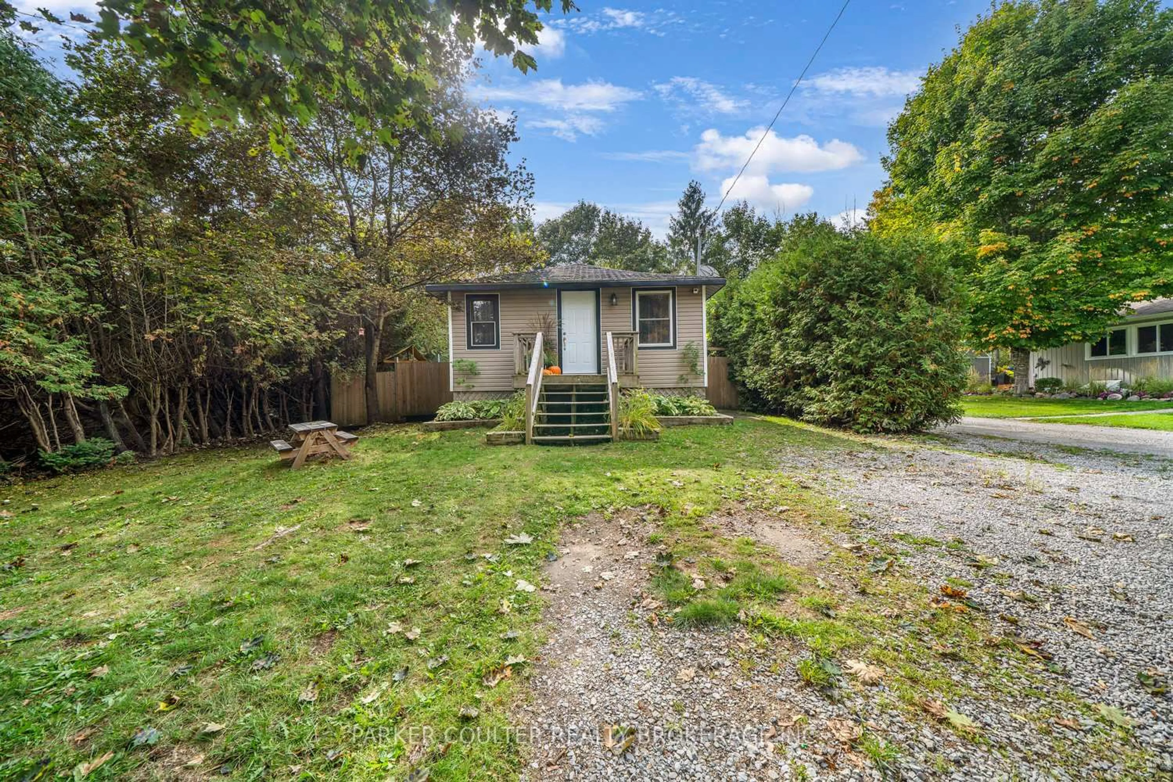 Unknown for 1182 5 Line, Oro-Medonte Ontario L0L 2E0