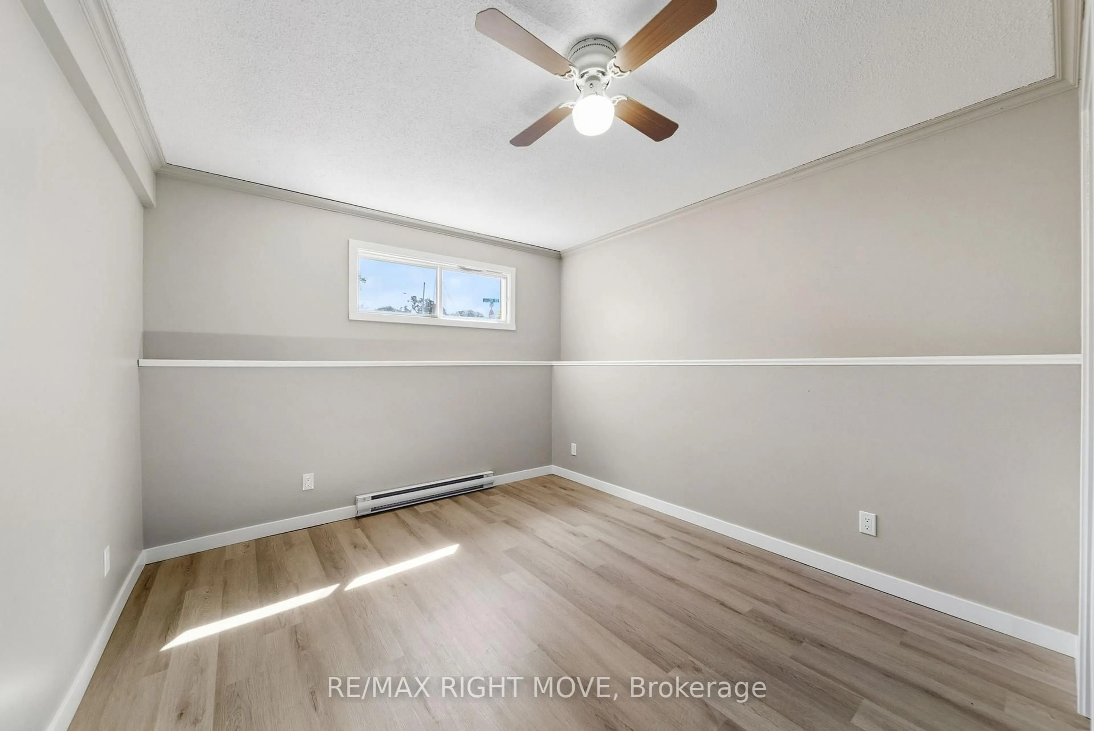 A pic of a room for 218 Hilda St, Orillia Ontario L3V 1J1